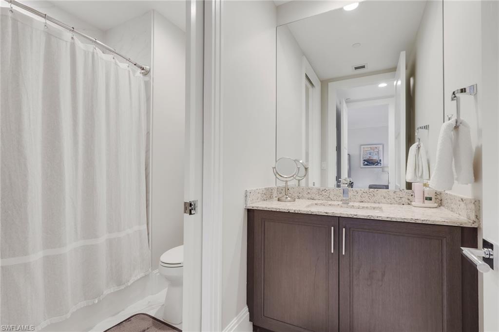 1135 3rd AVE S # 403