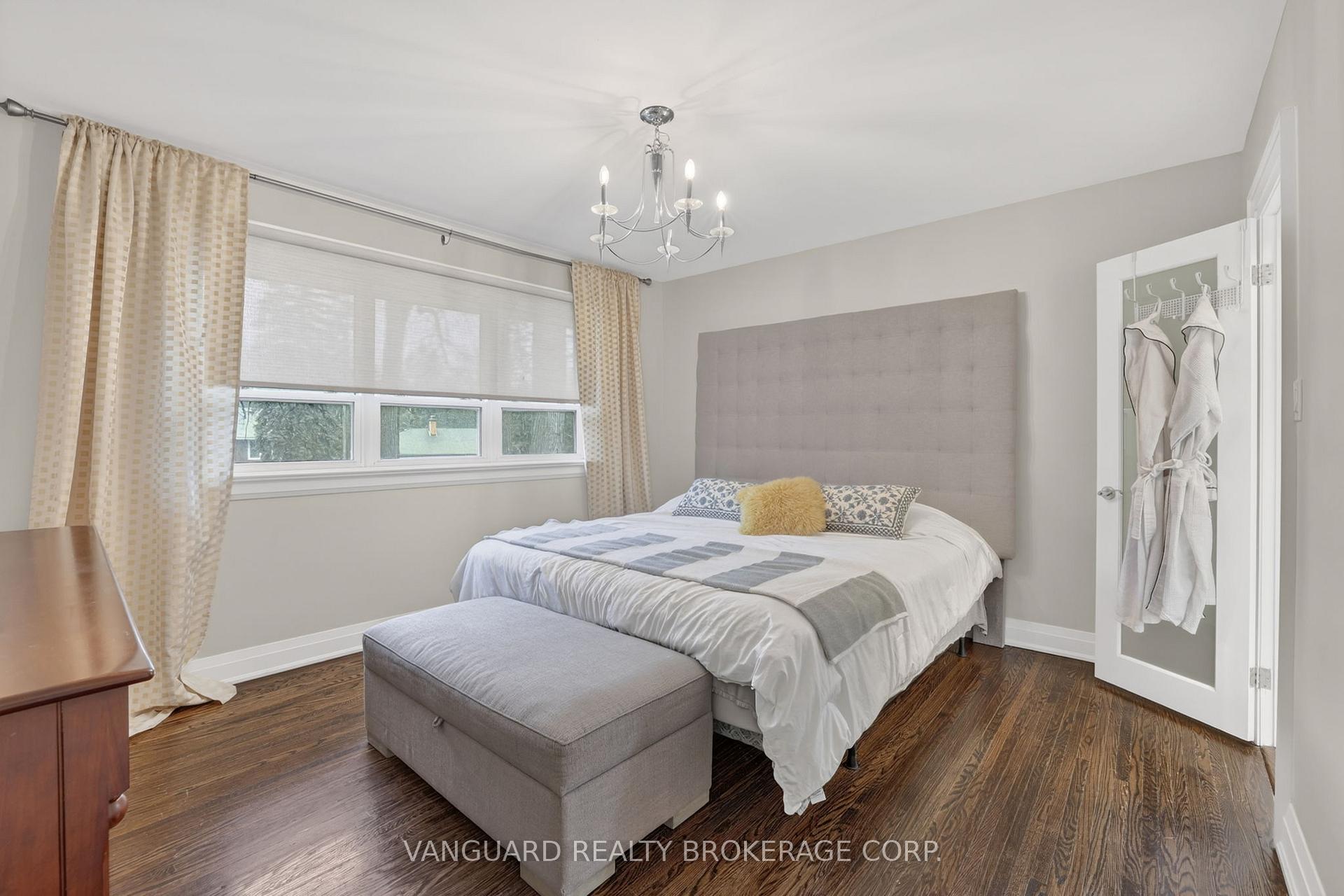 142 Beechwood Crescent