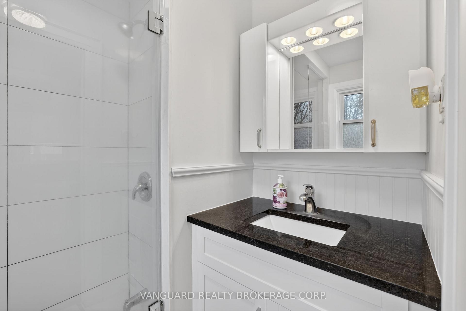 142 Beechwood Crescent