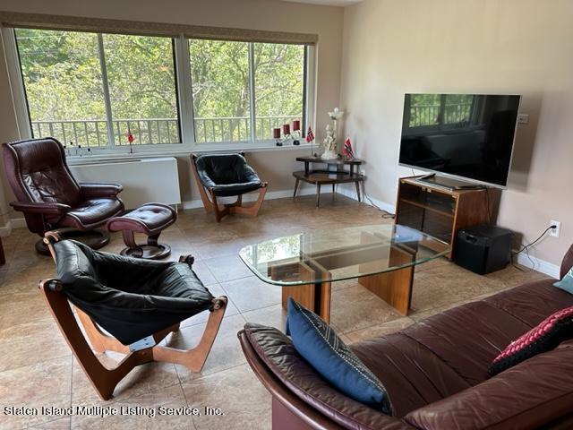 31 Hylan Blvd Unit: 2b