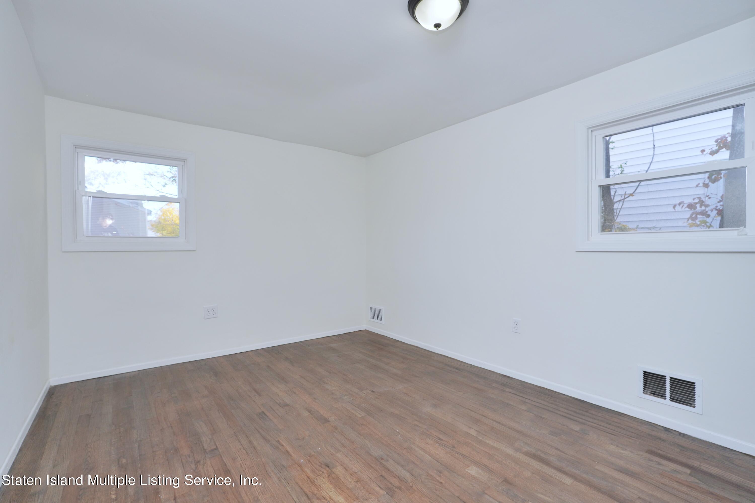 411 Ridgewood Avenue