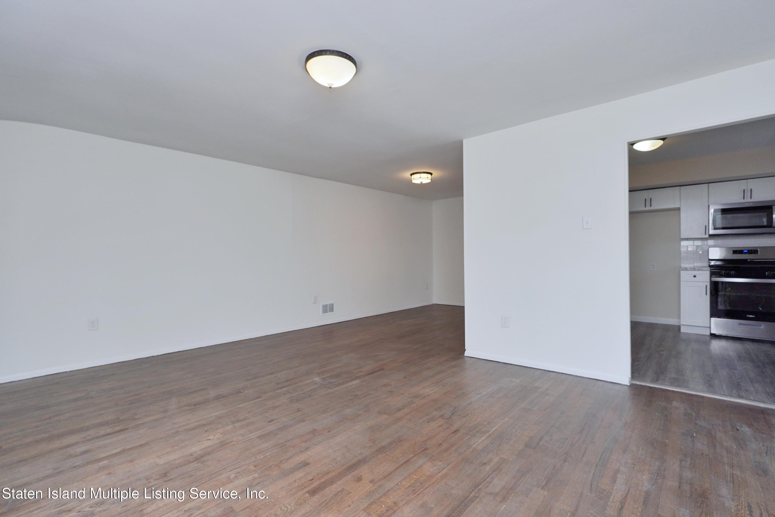 411 Ridgewood Avenue