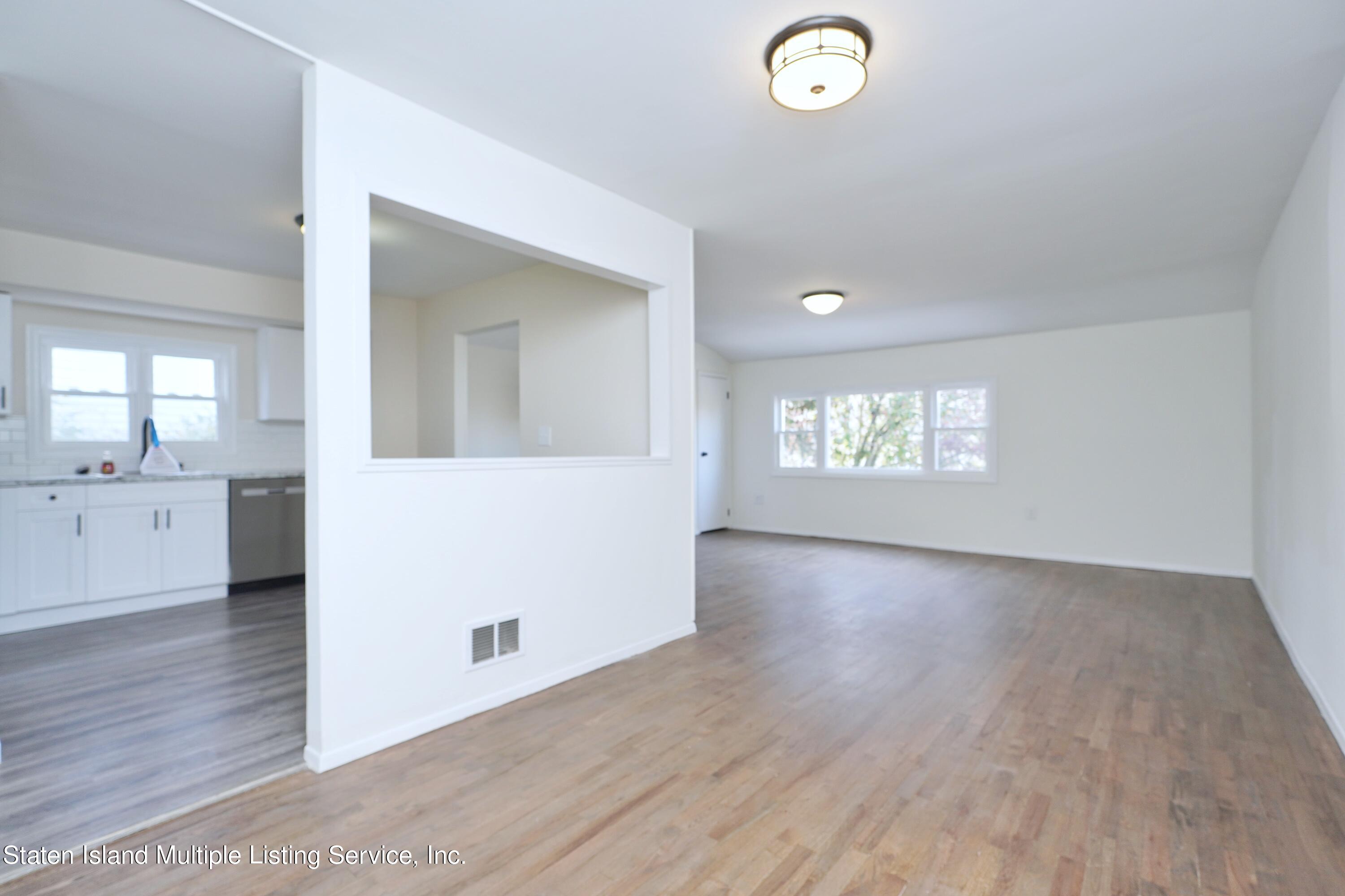 411 Ridgewood Avenue