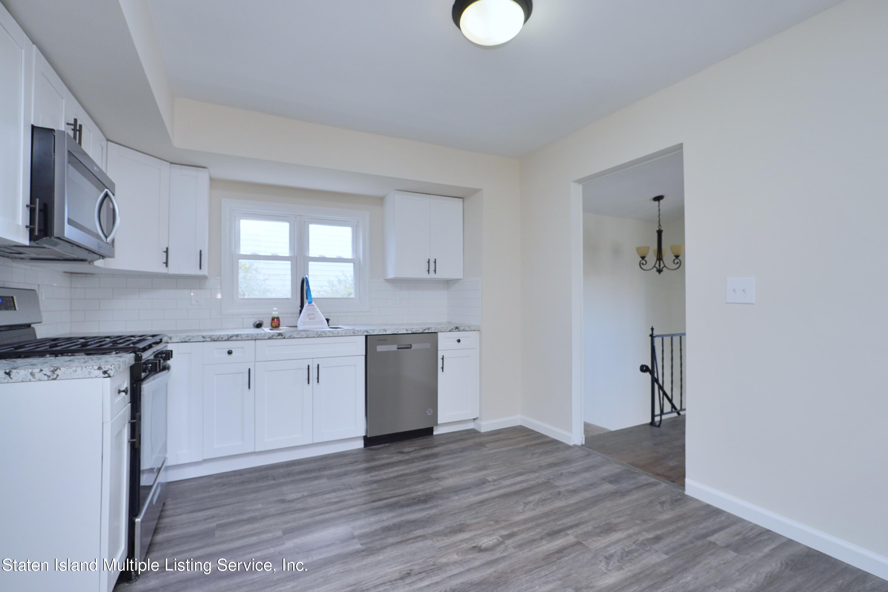 411 Ridgewood Avenue