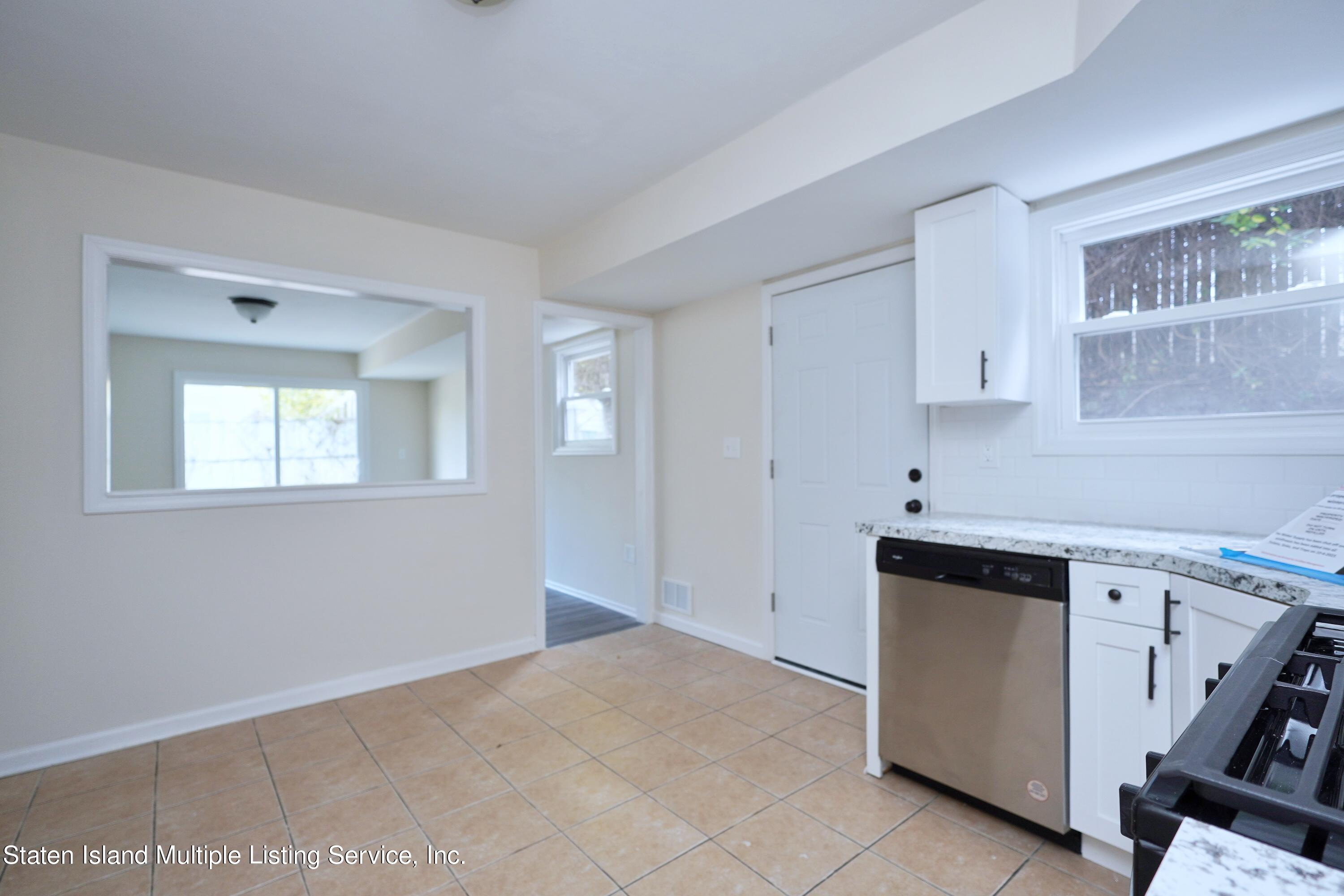 411 Ridgewood Avenue