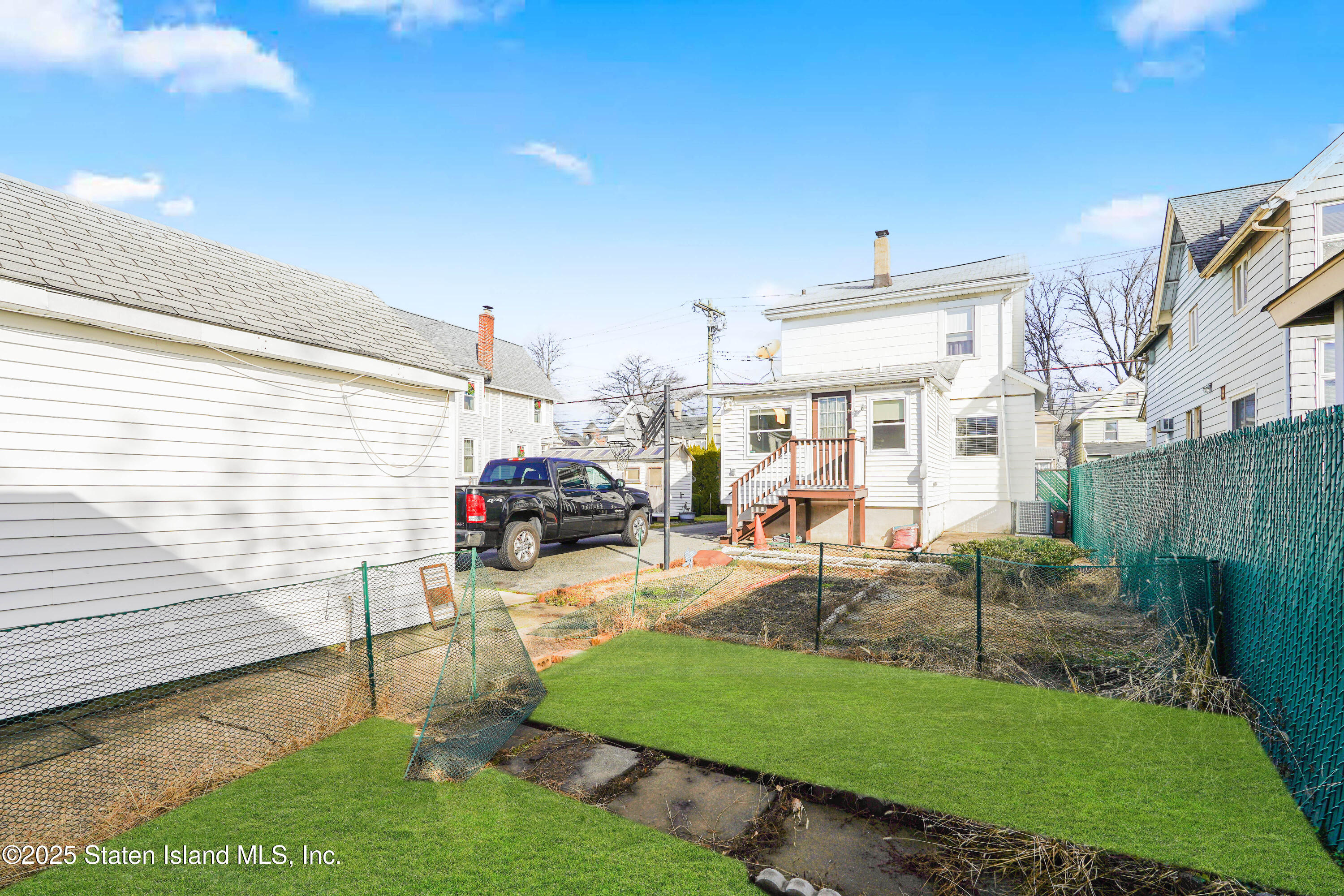 1456 Castleton Avenue