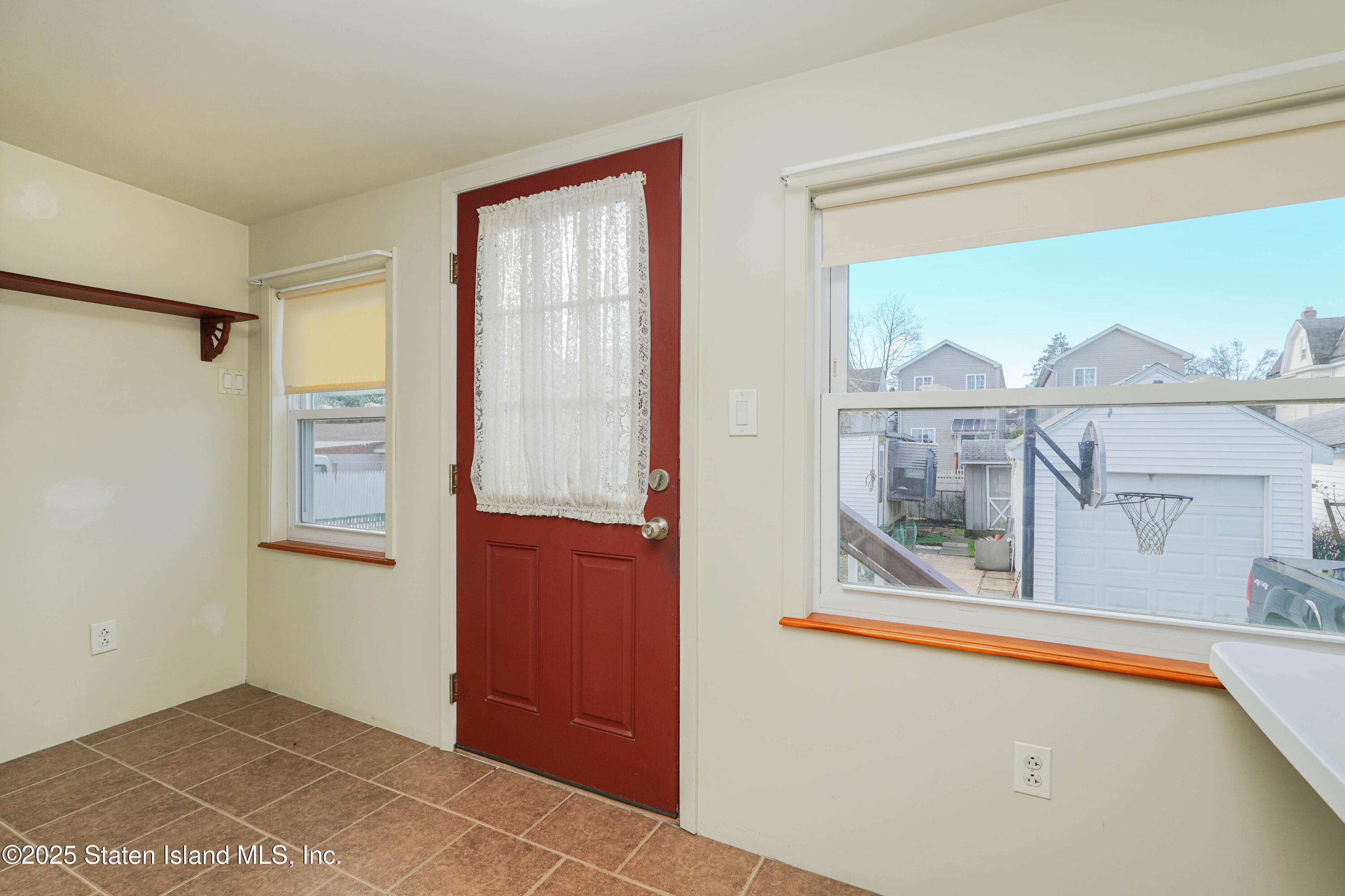 1456 Castleton Avenue