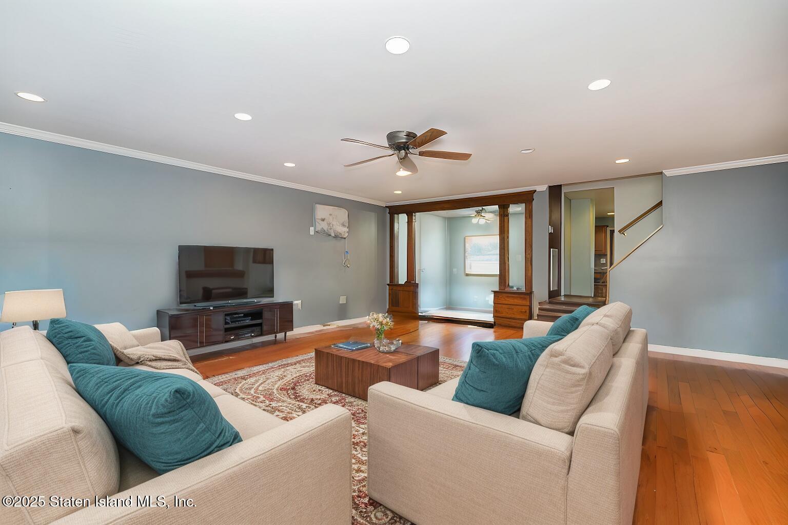 1456 Castleton Avenue