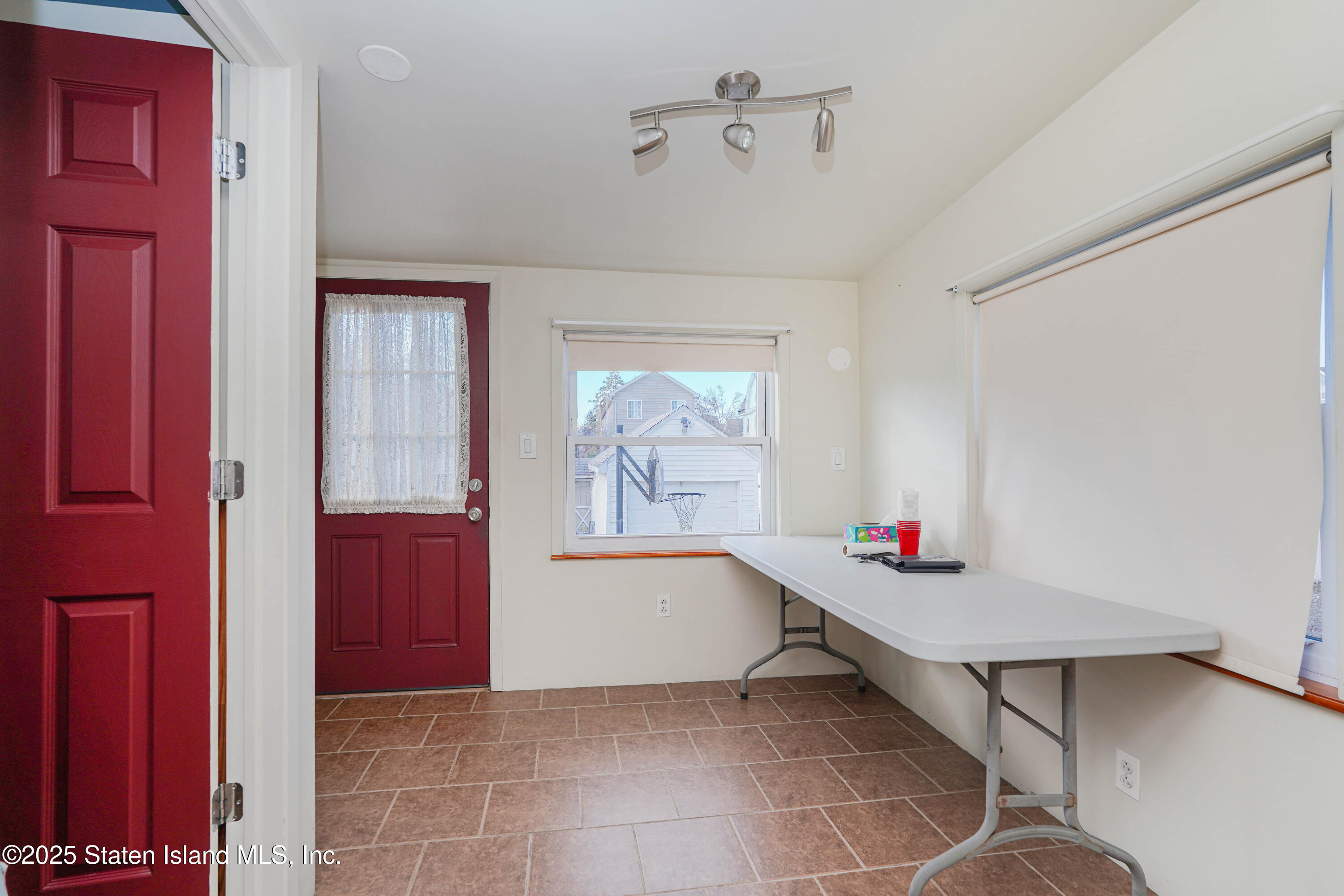 1456 Castleton Avenue