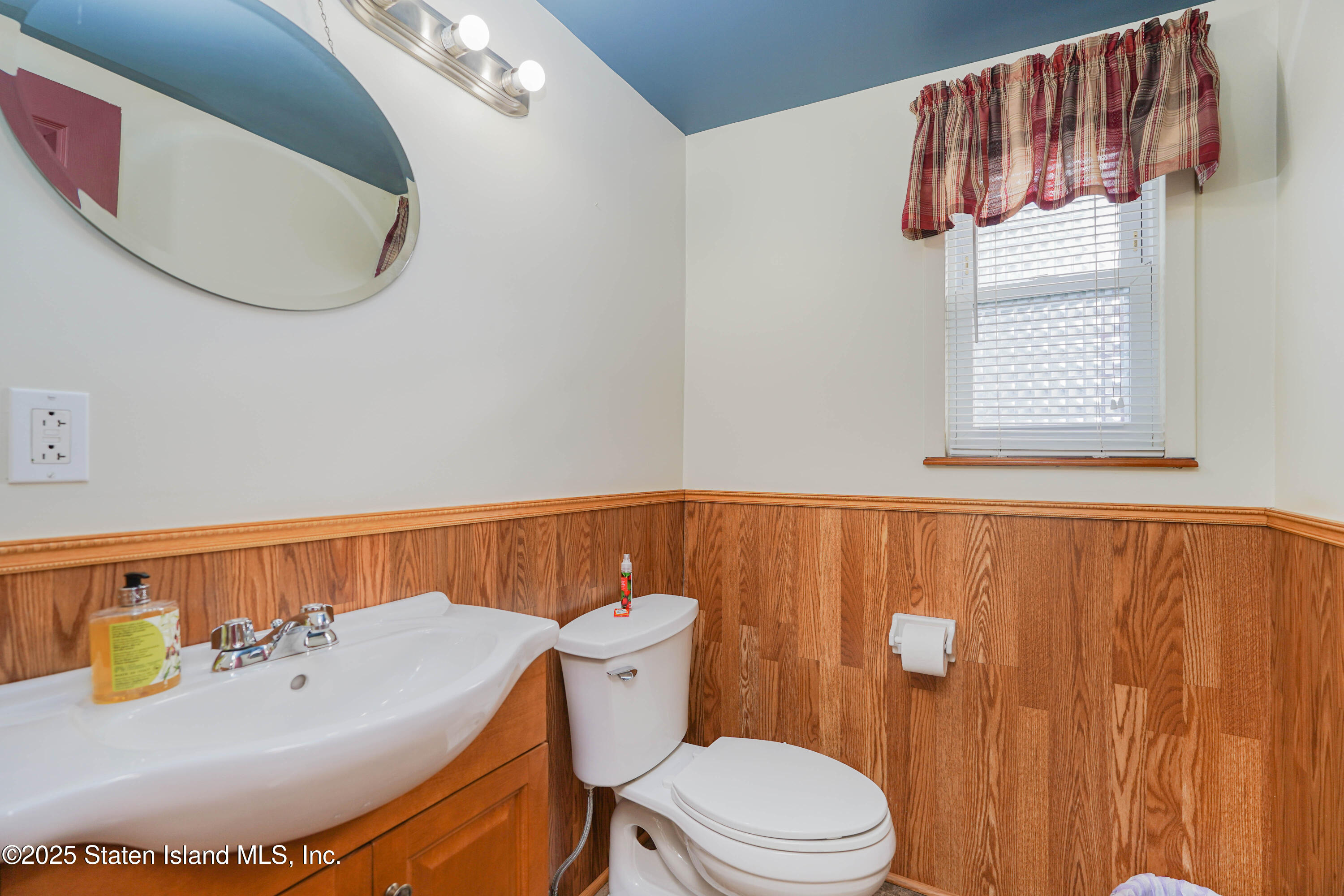 1456 Castleton Avenue