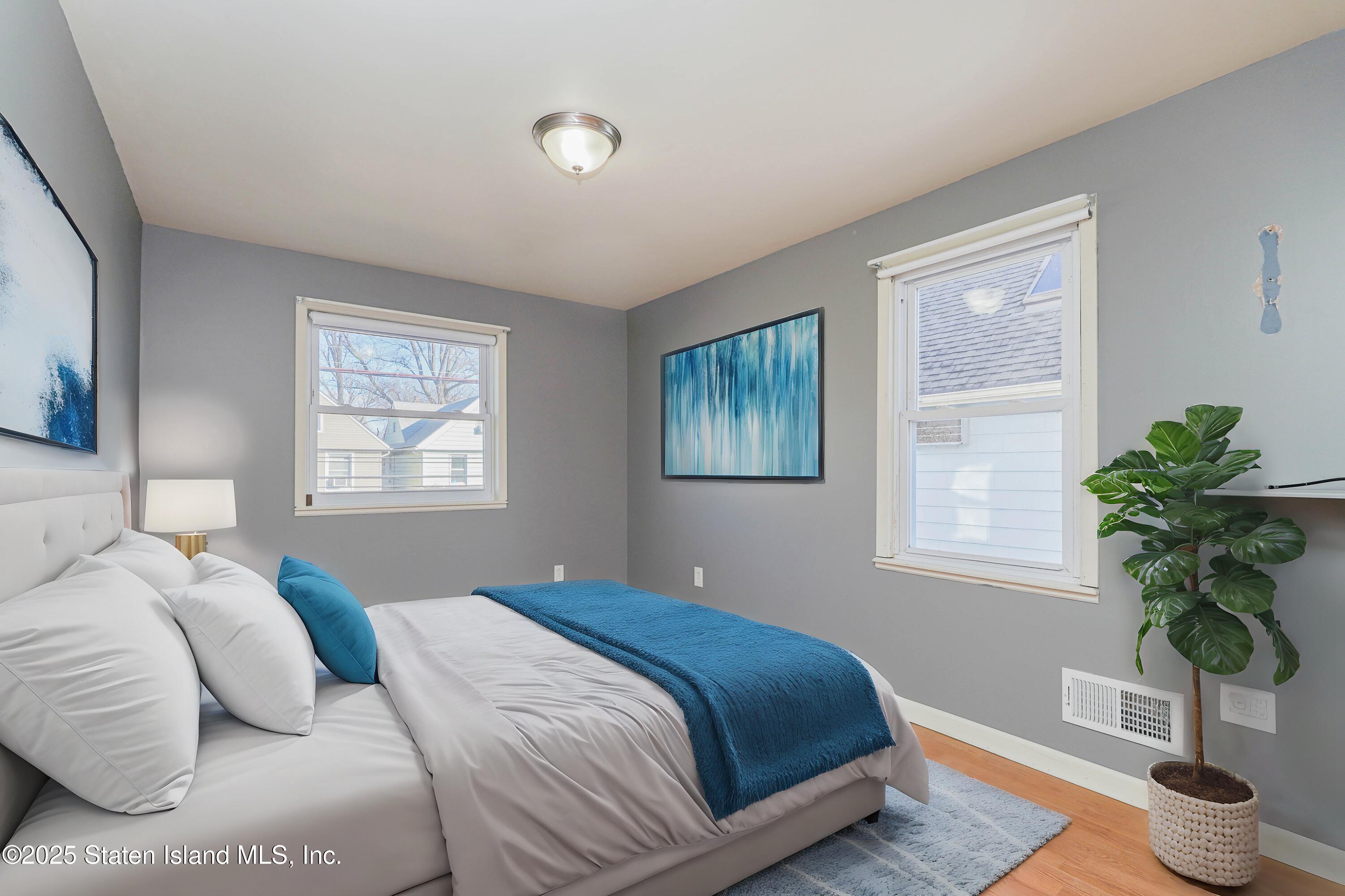 1456 Castleton Avenue