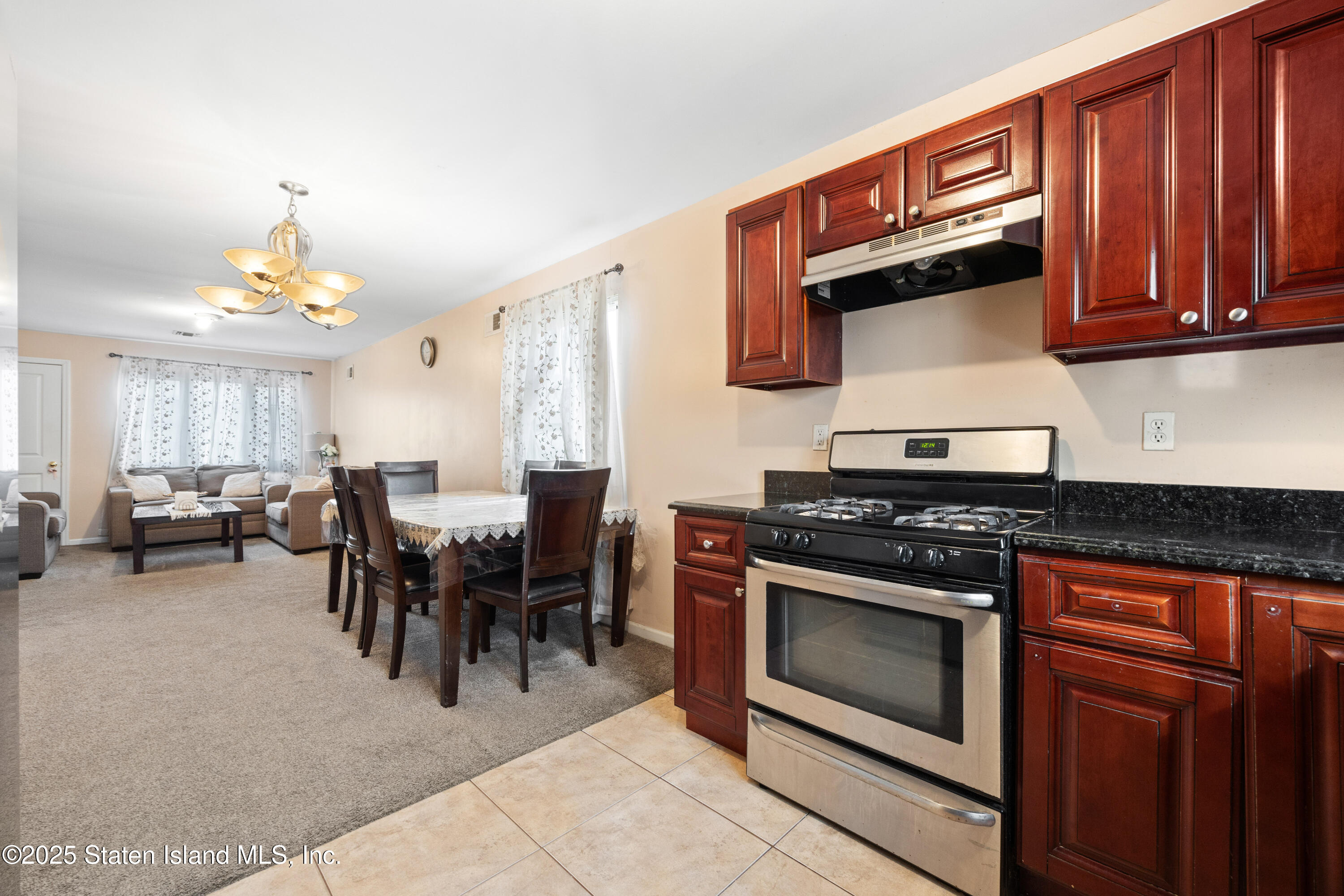 54 Mitchel Lane, B