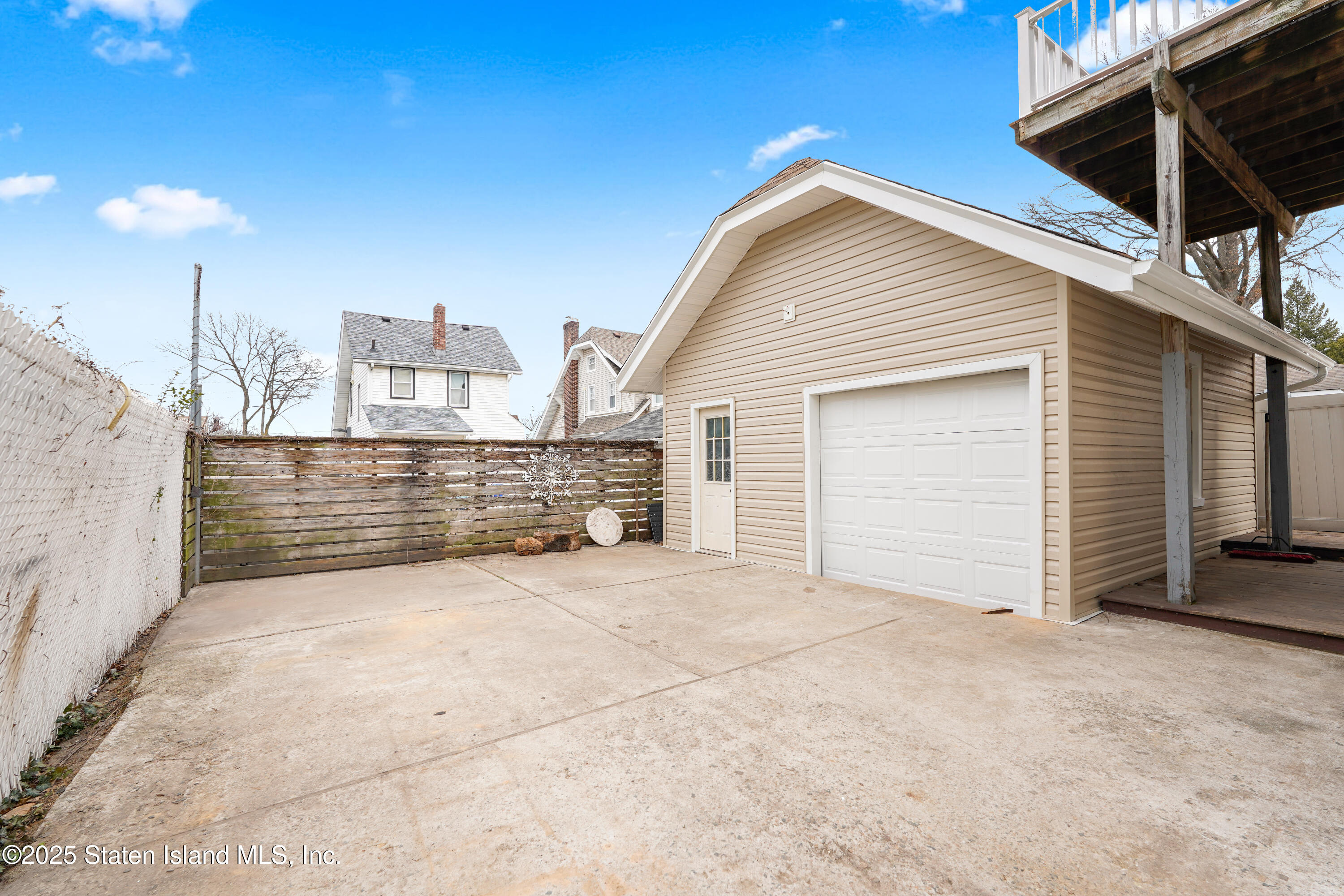 291 Potter Avenue