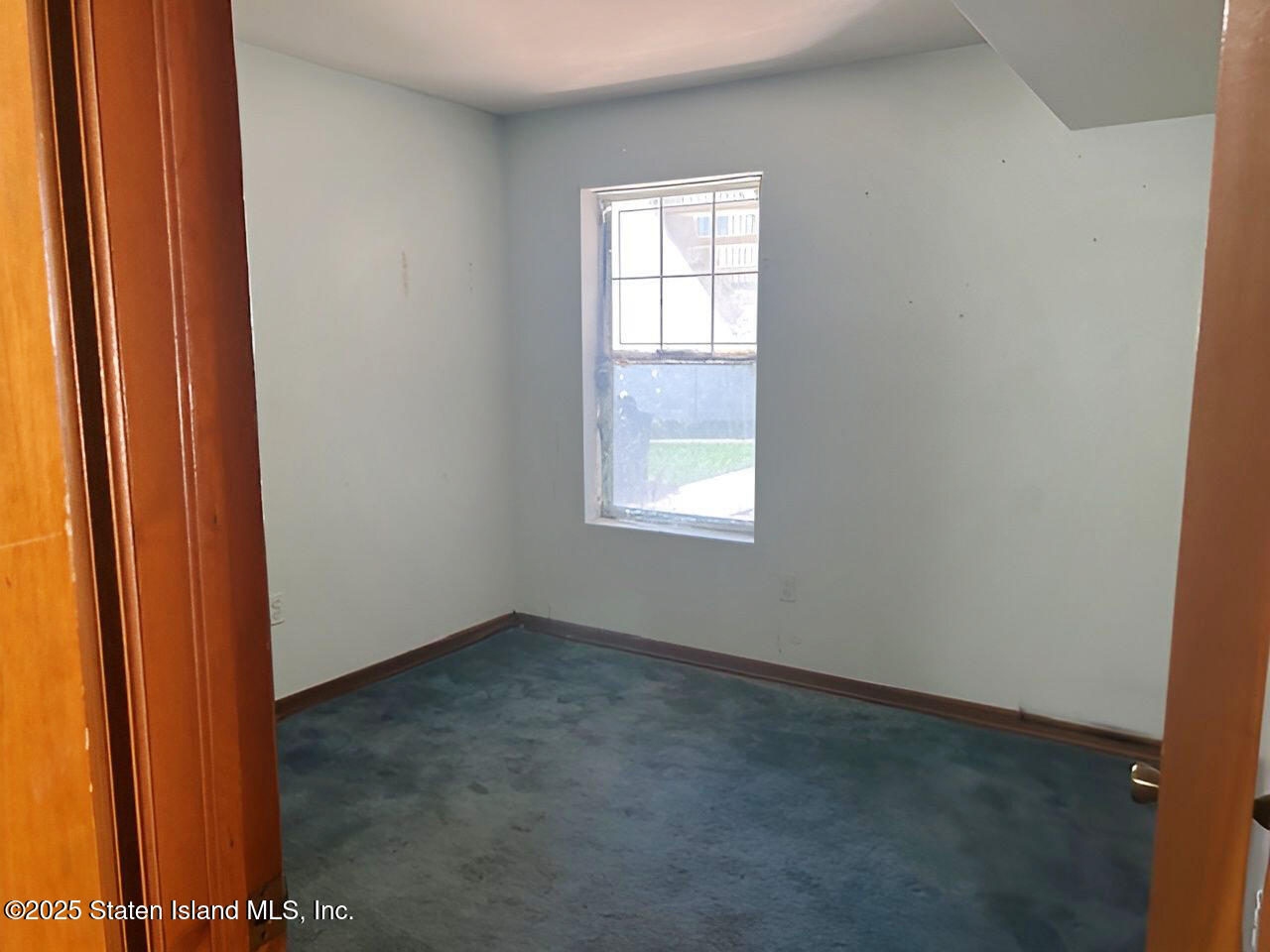 38 Pond Way, A