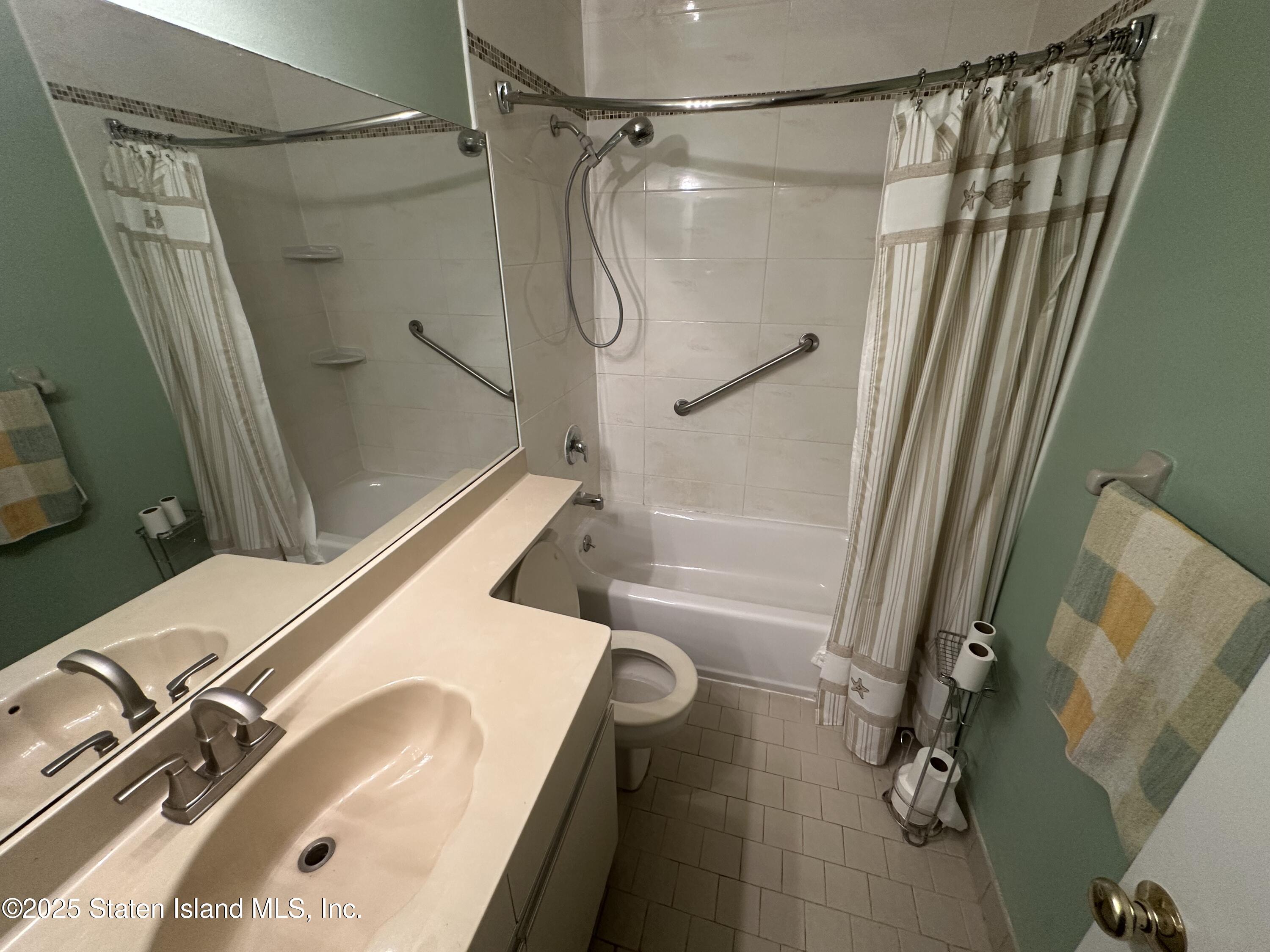 50 Belair Road, 1e