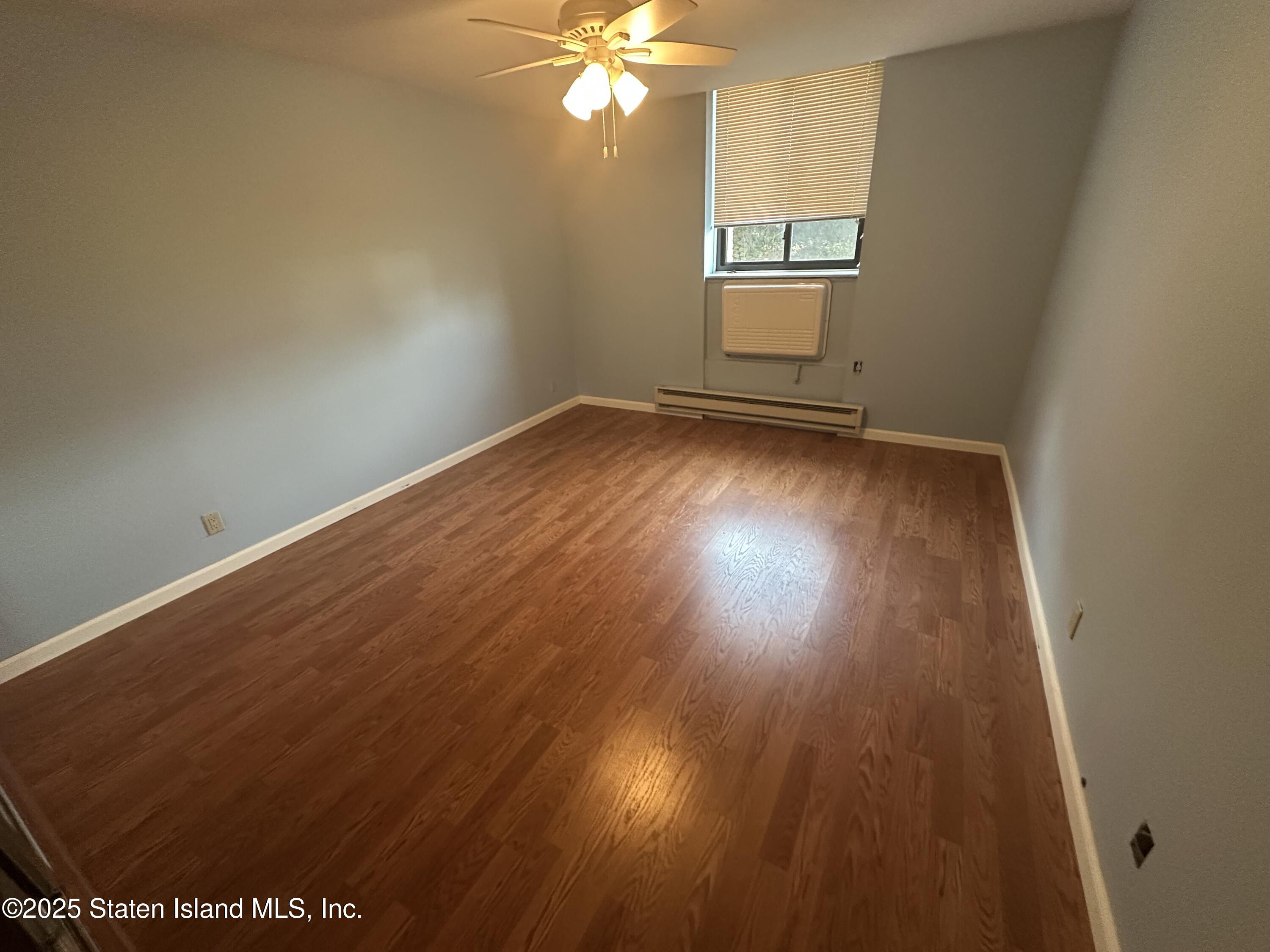 50 Belair Road, 1e