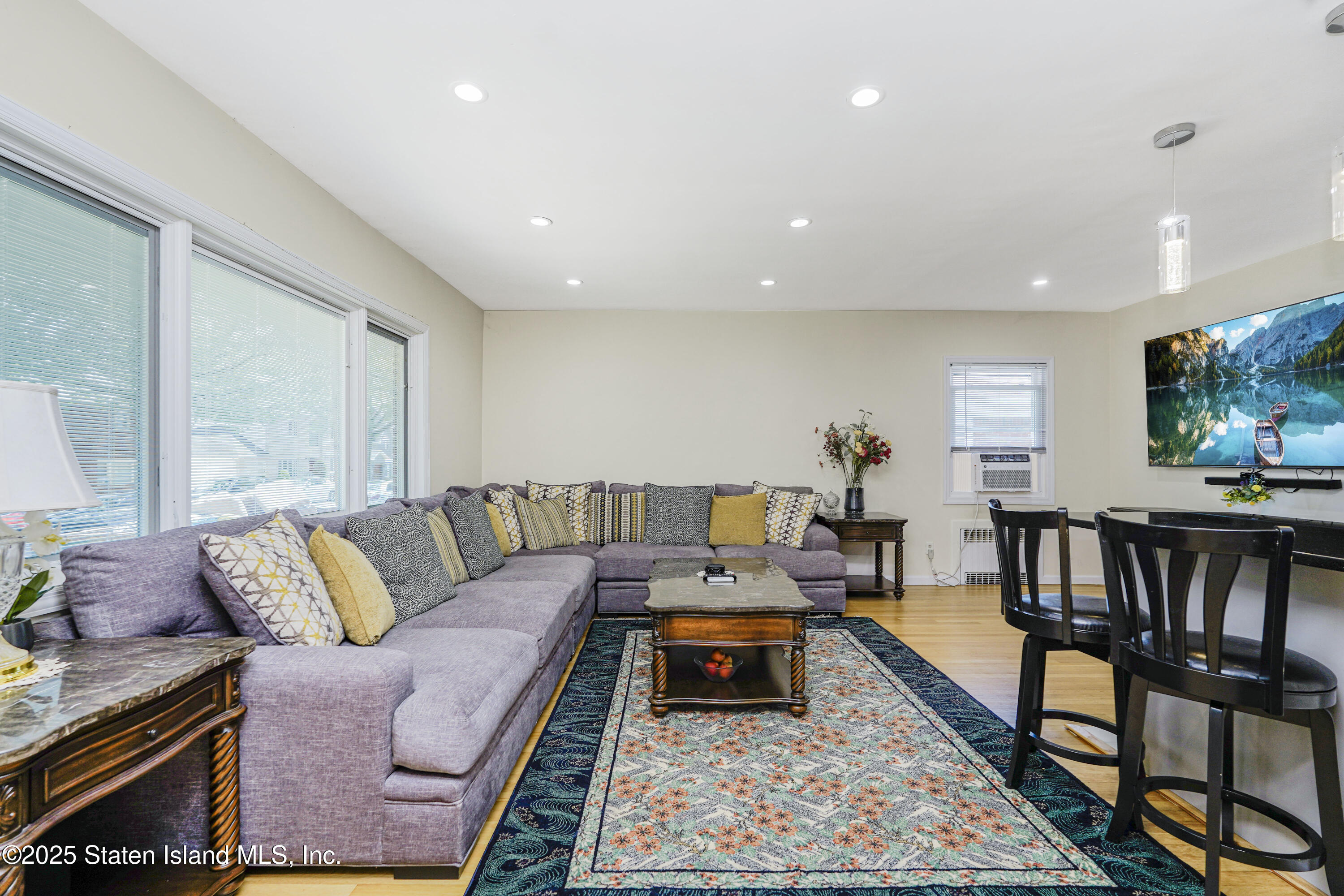 8 Piedmont Avenue
