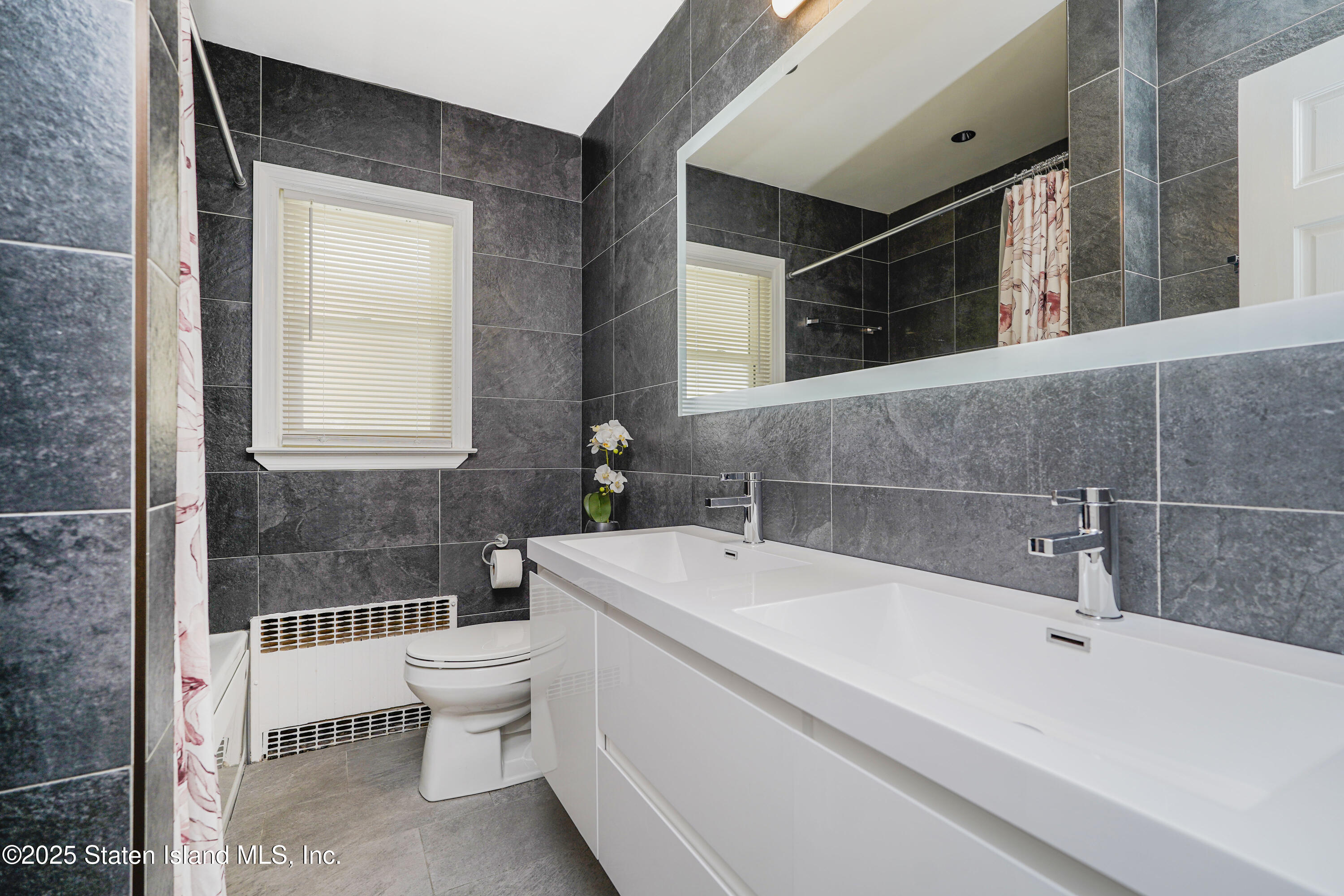 8 Piedmont Avenue
