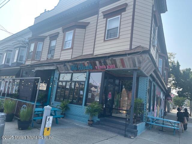 31 New Dorp Plaza Plaza