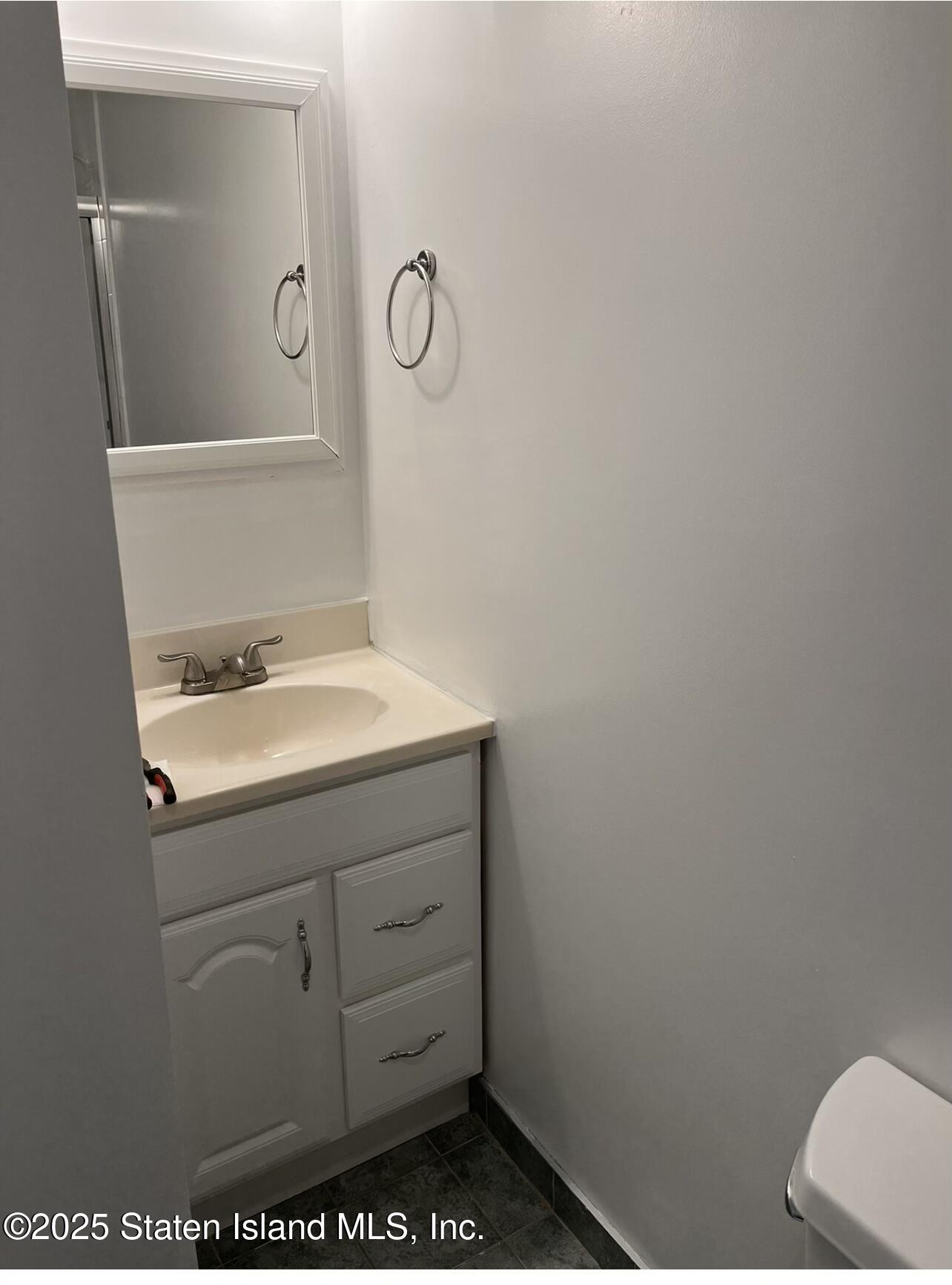 384 Purdy Avenue, Staten Island