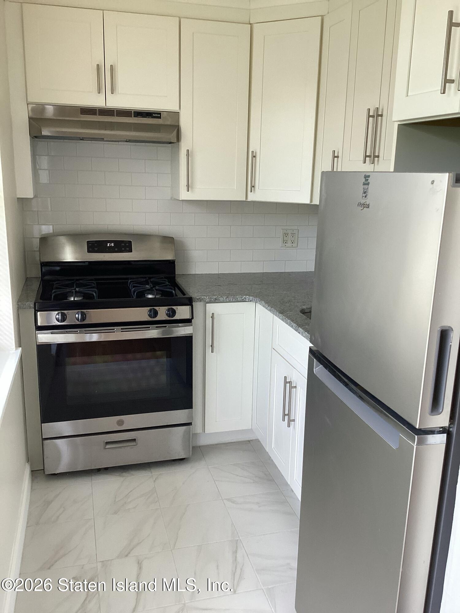 175 Zoe Street 4p