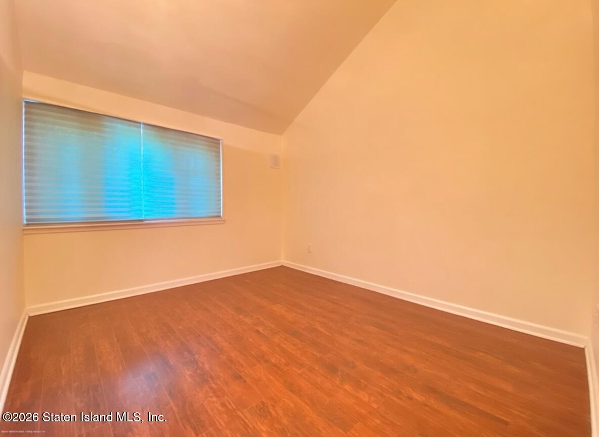 239 Dover Green