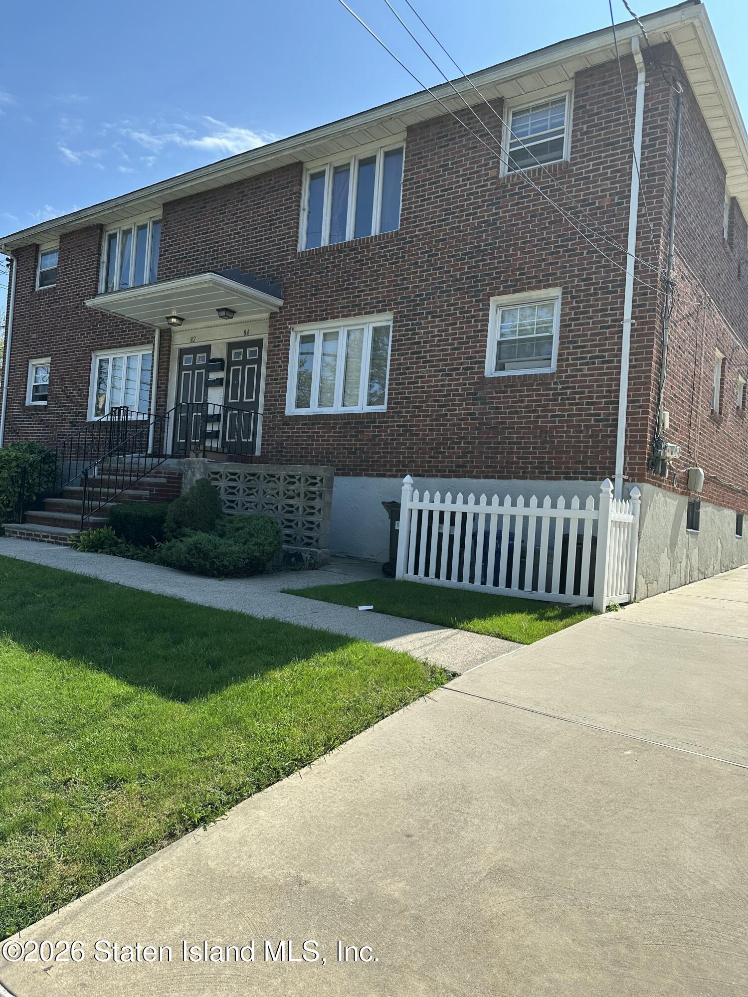 82 Snug Harbor Road