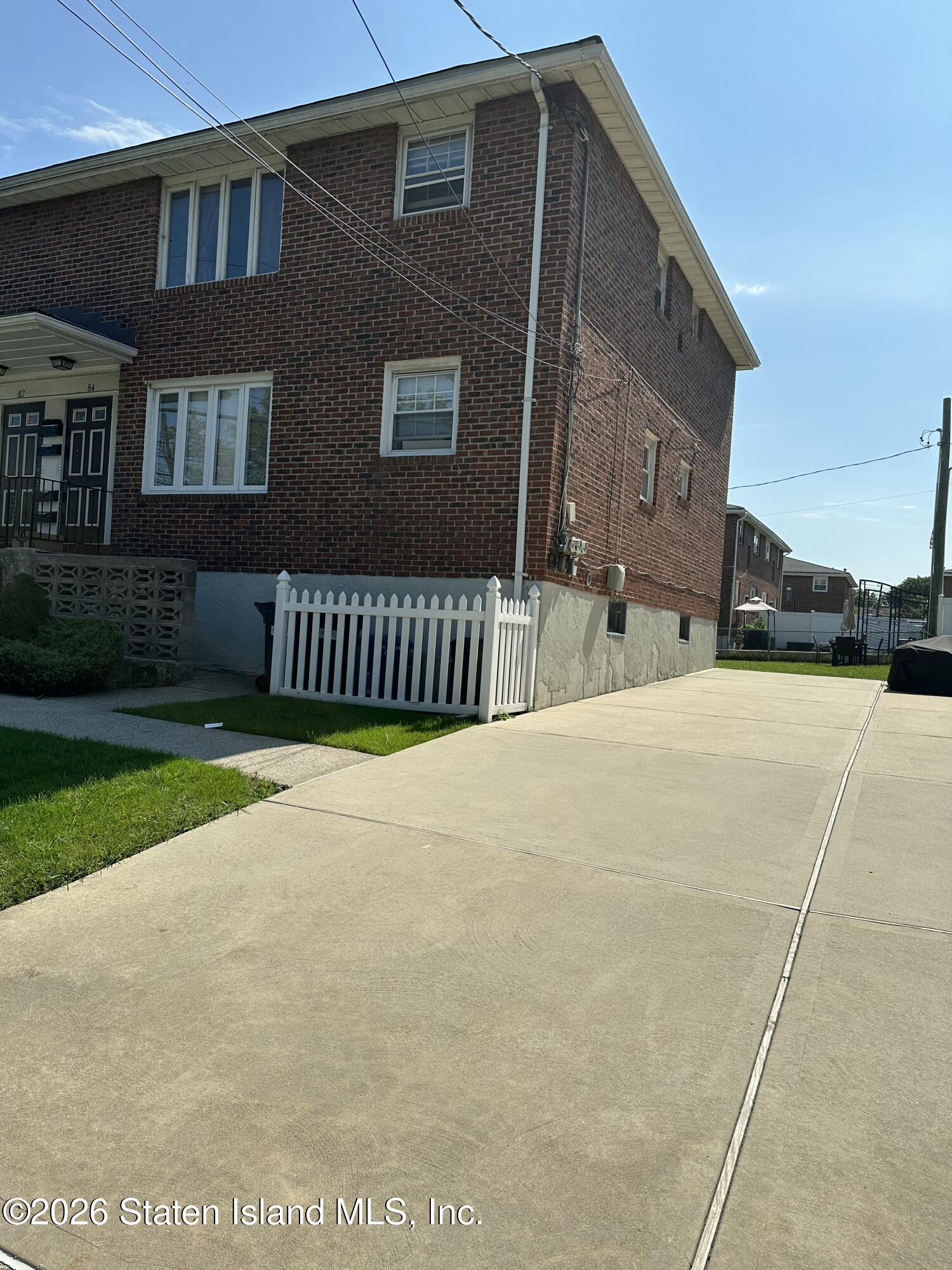 84 Snug Harbor Road