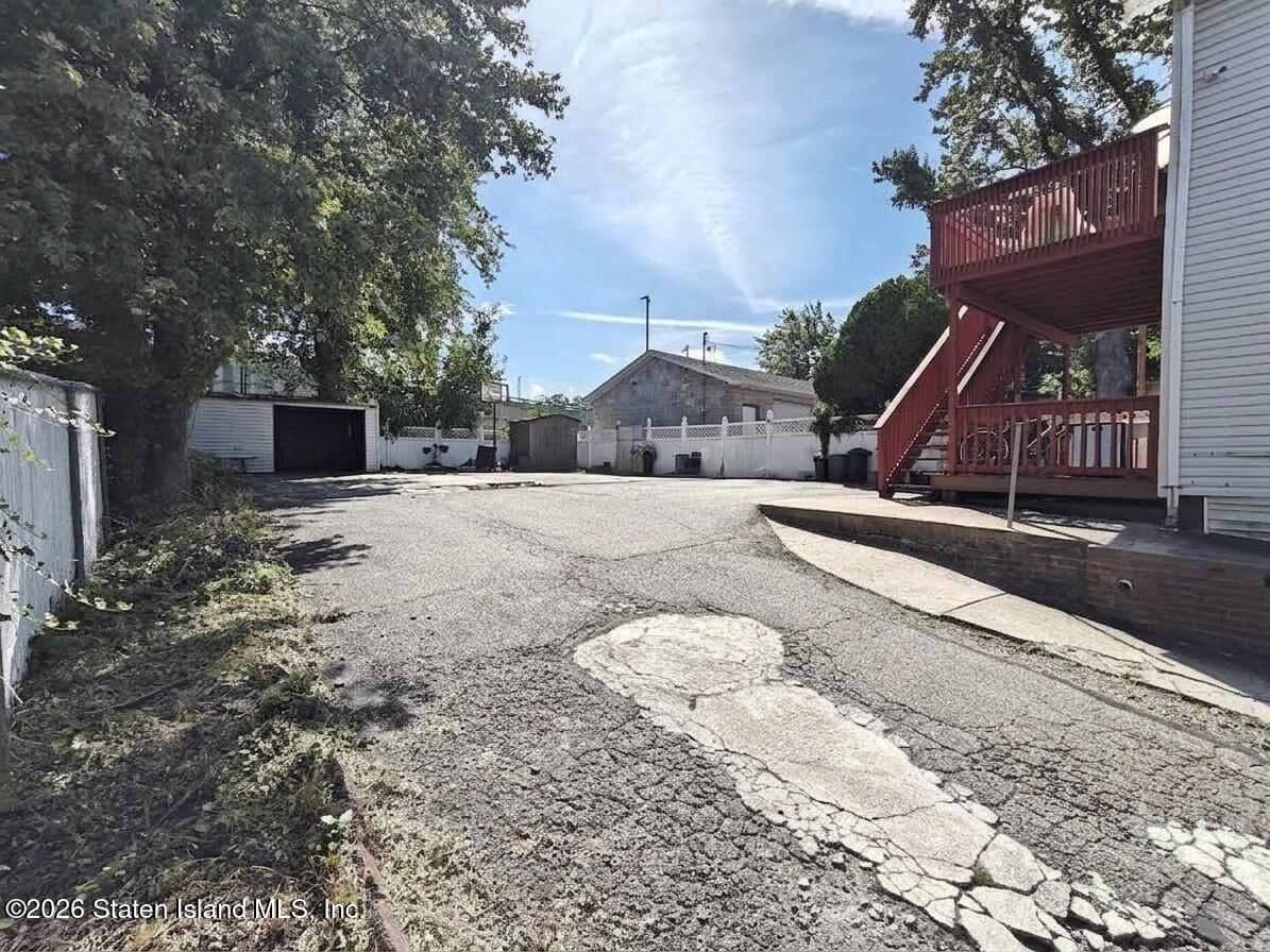 203 Morningstar Road