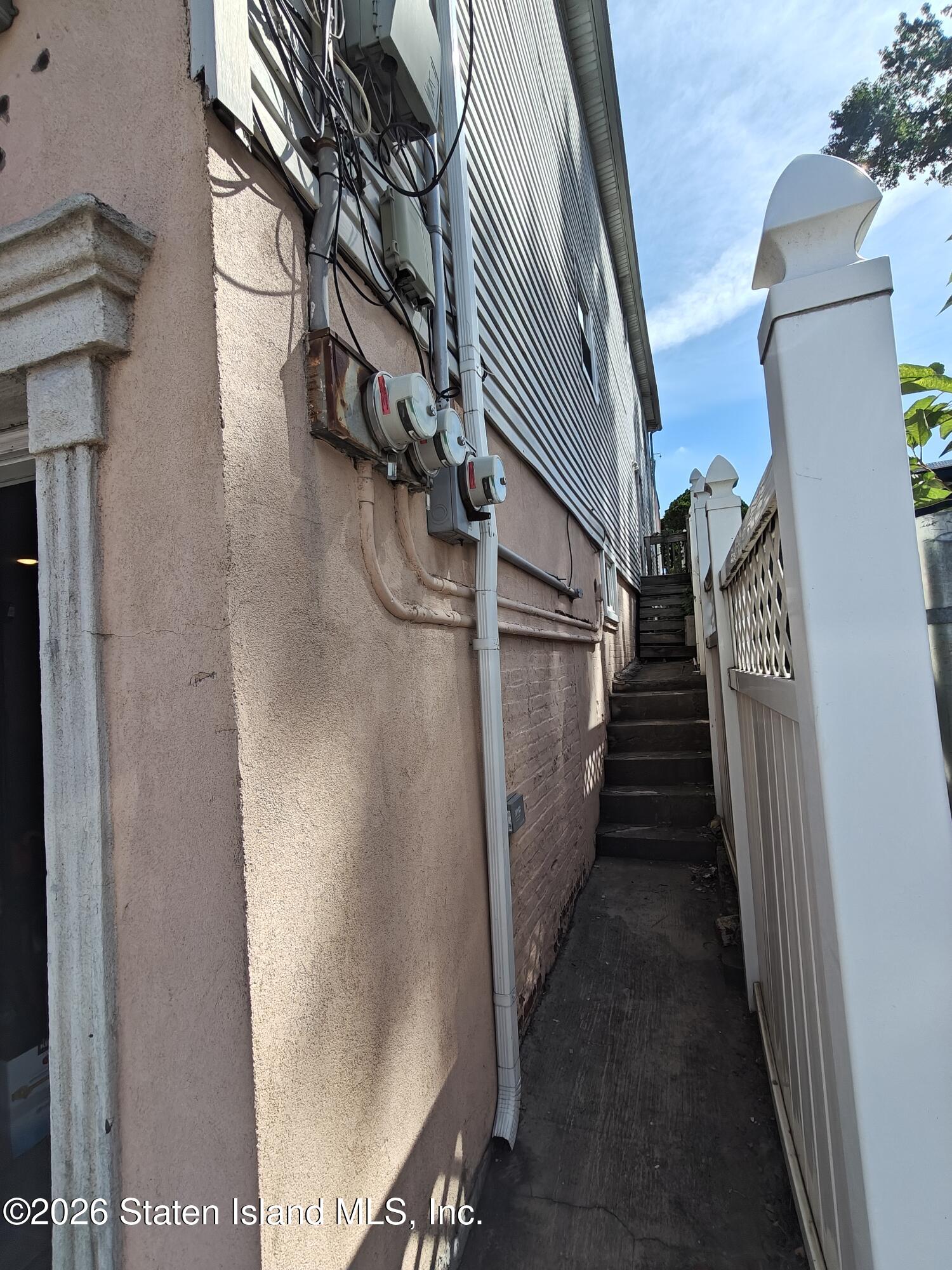 203 Morningstar Road
