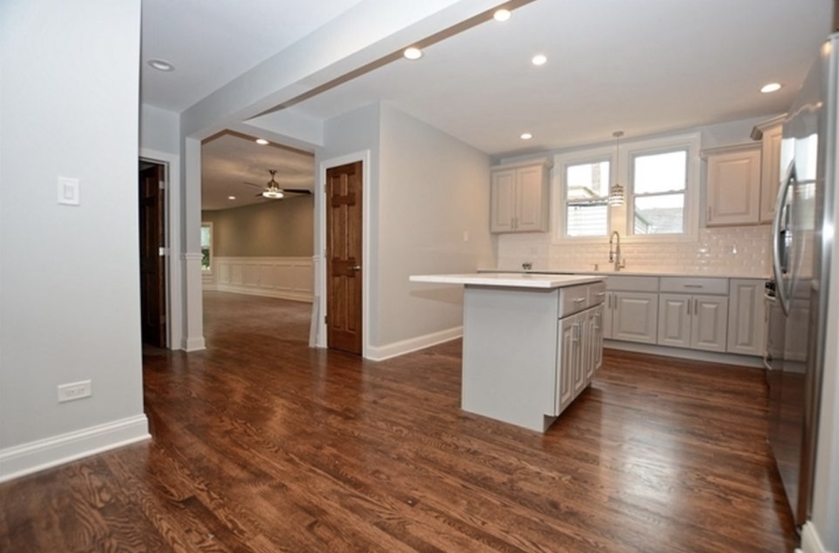 10616 S Normal Avenue