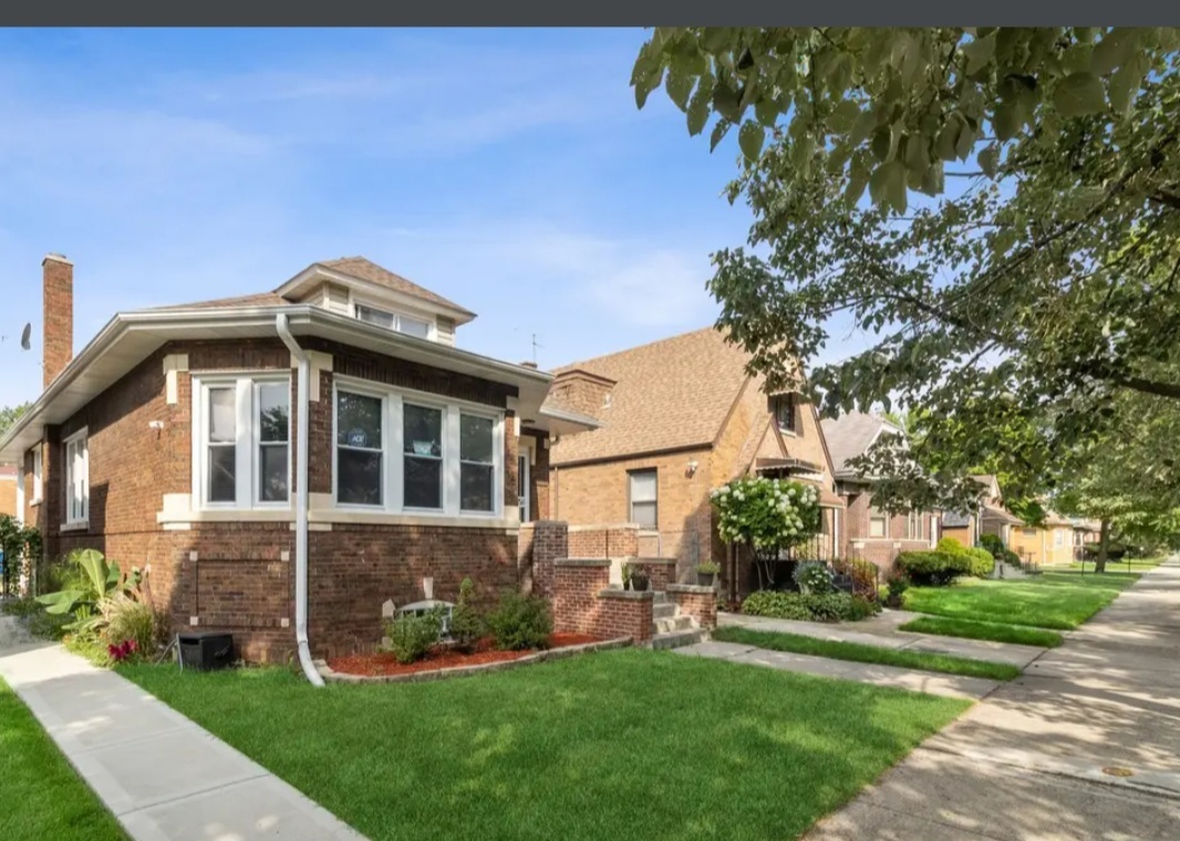 10616 S Normal Avenue