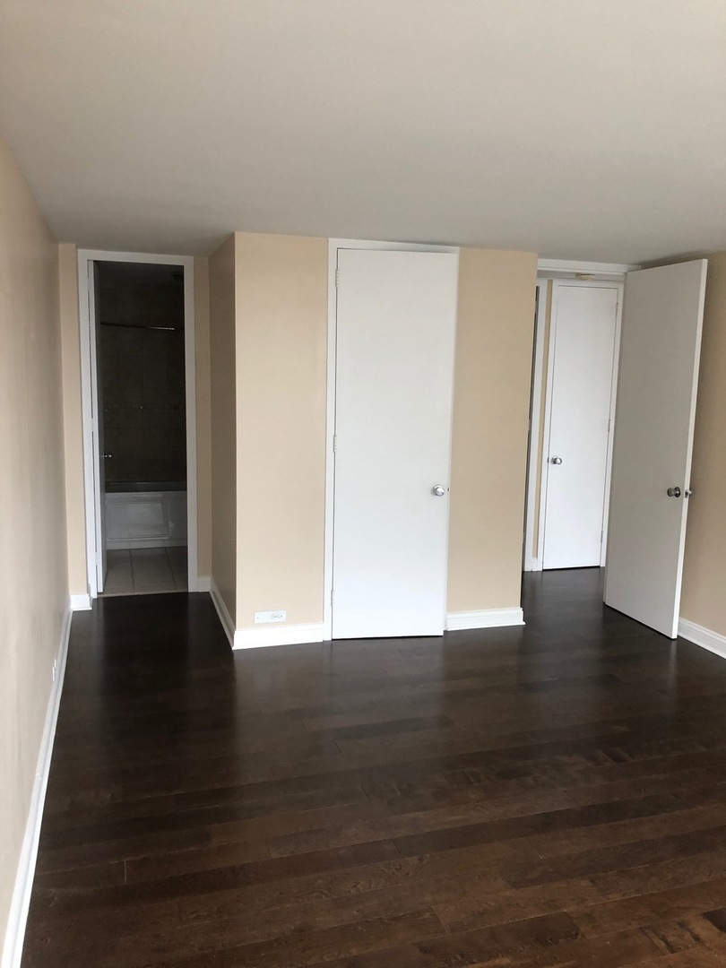 4800 S Chicago Beach Drive Unit: 2206S