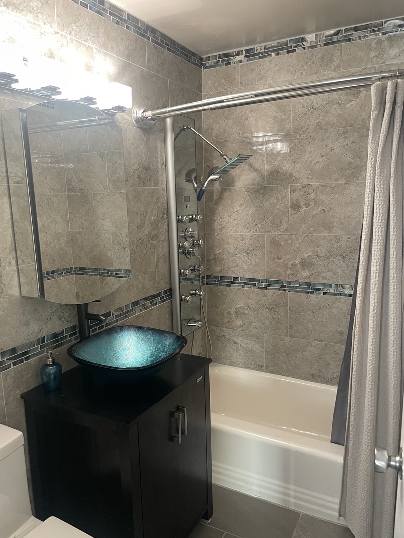 4800 S Chicago Beach Drive Unit: 2206S