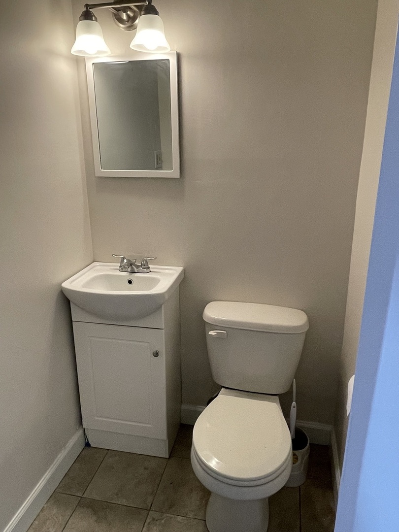 820 E 87th Street Unit: 103