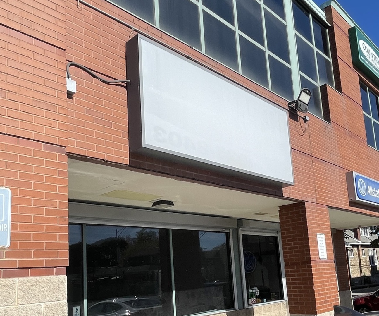 820 E 87th Street Unit: 103