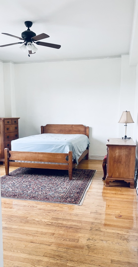 5000 S Cornell Avenue Unit: 19C