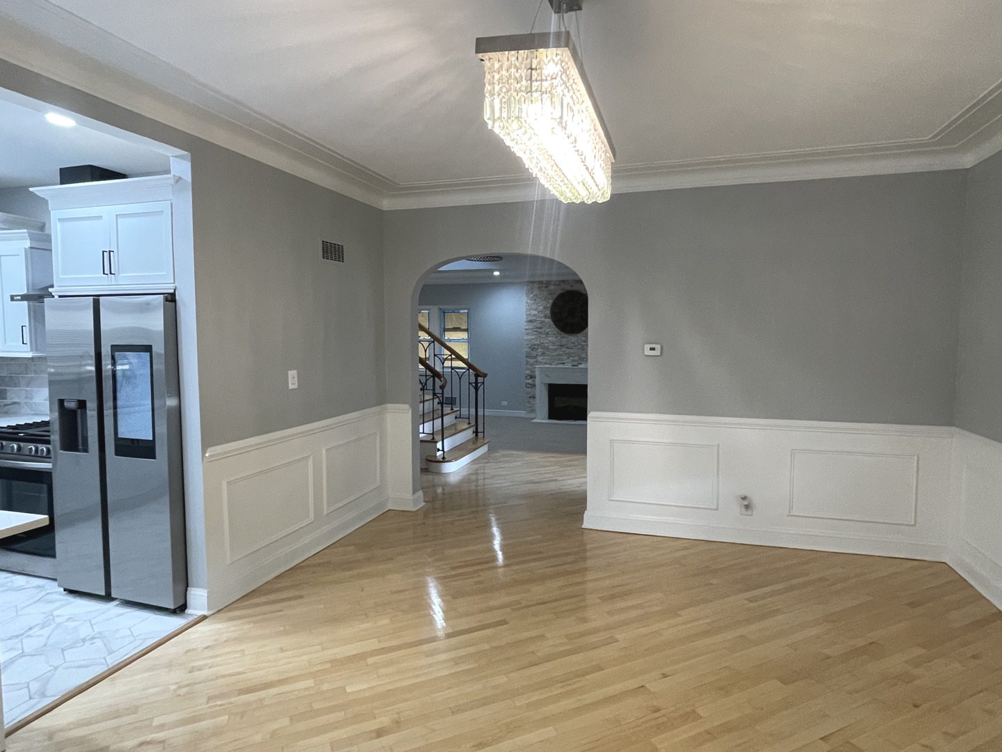 8258 S Rhodes Avenue