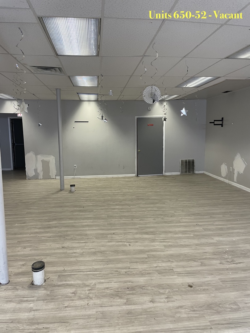 650 E 75th Street Unit: 650-52