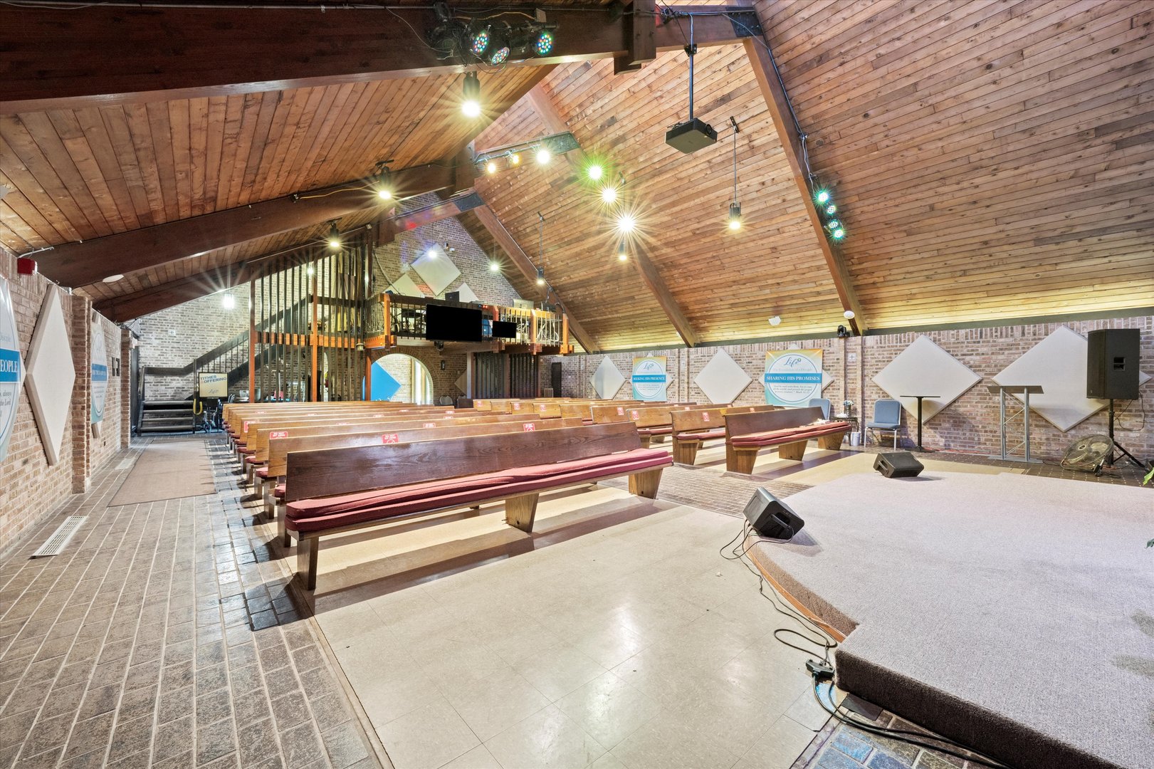 925 Macarthur Drive