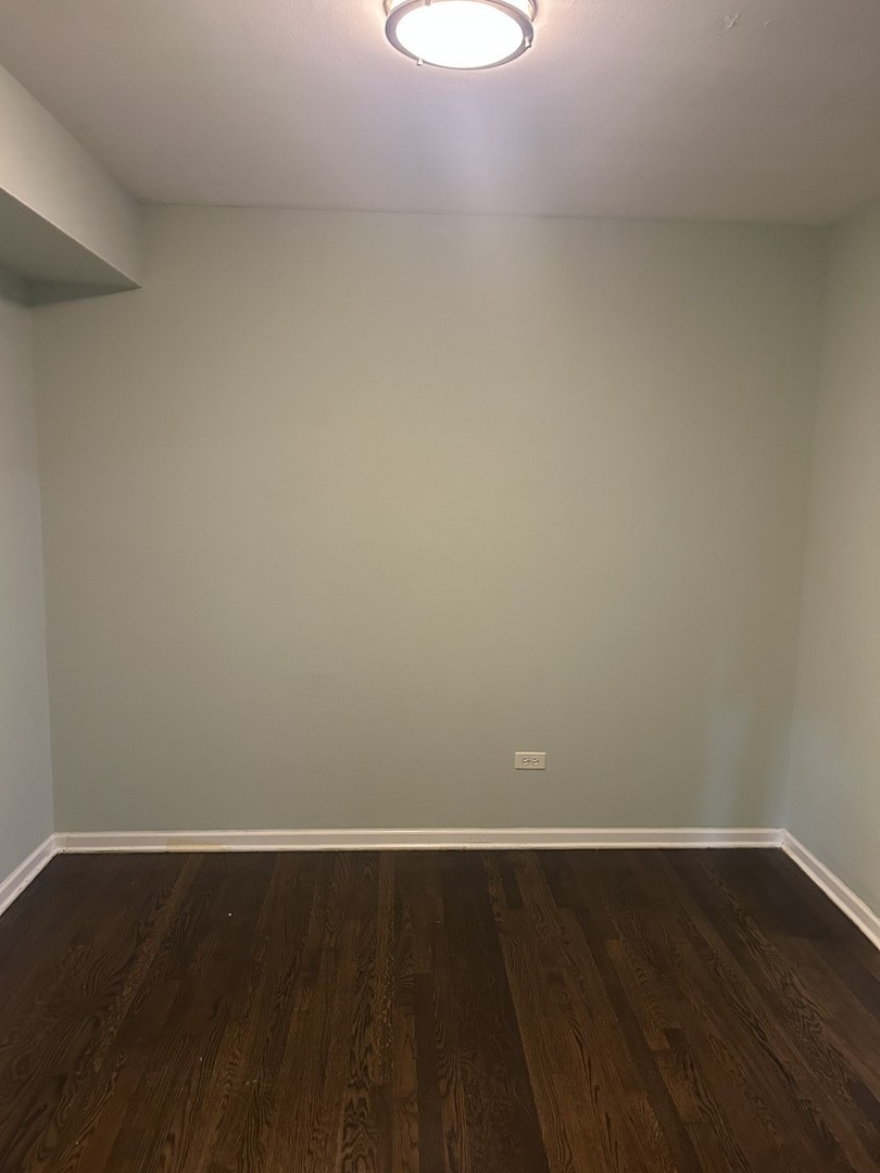 1538 W Chase Avenue Unit: 2S