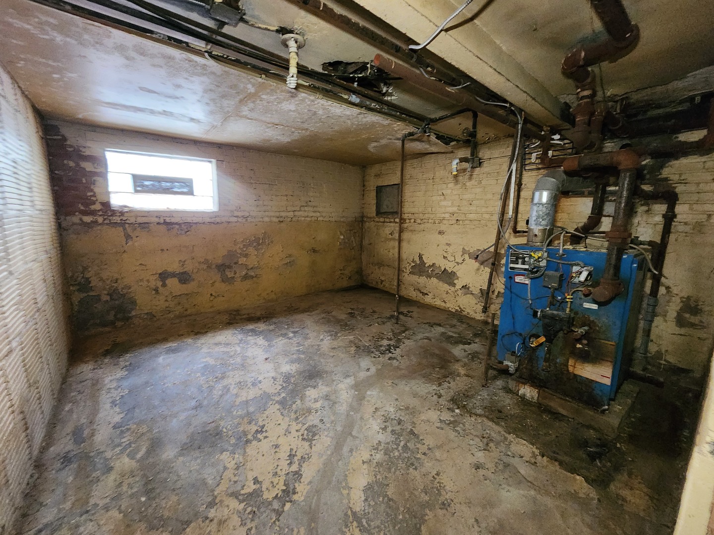 8325 S Cregier Avenue