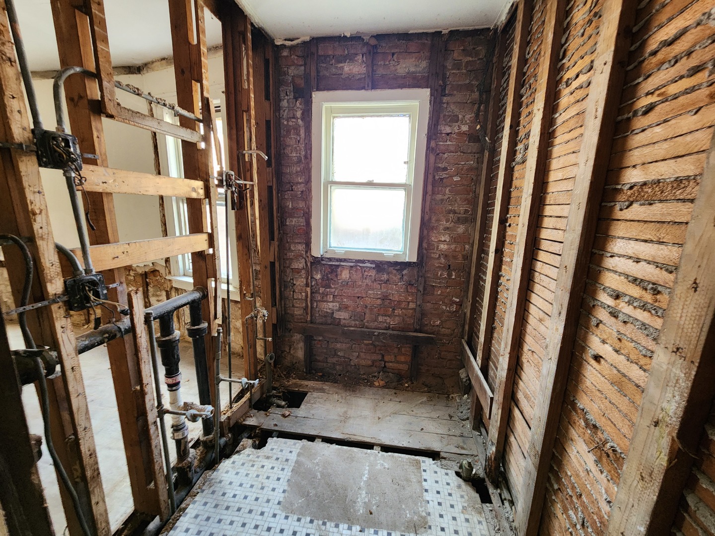 8325 S Cregier Avenue