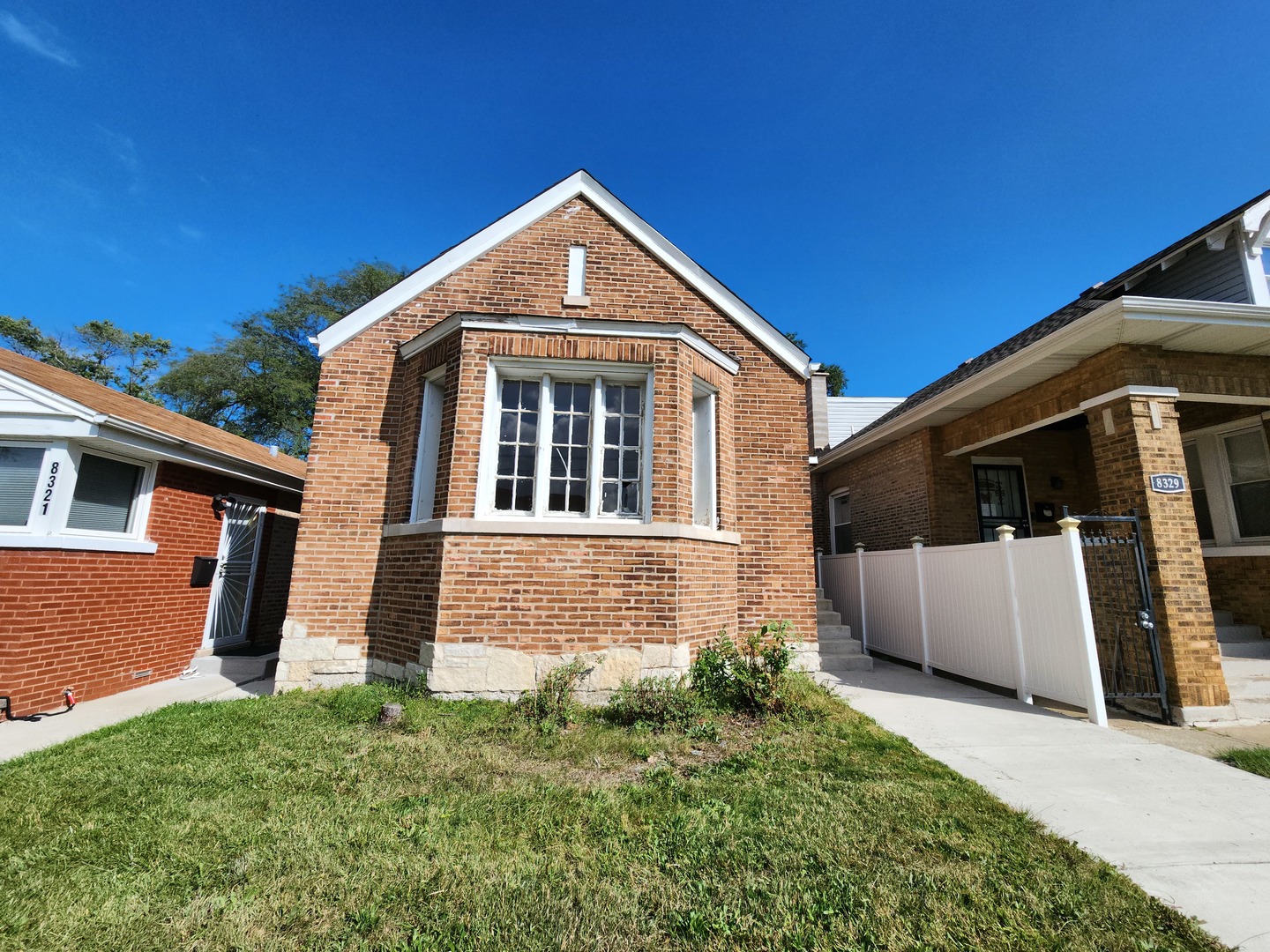 8325 S Cregier Avenue