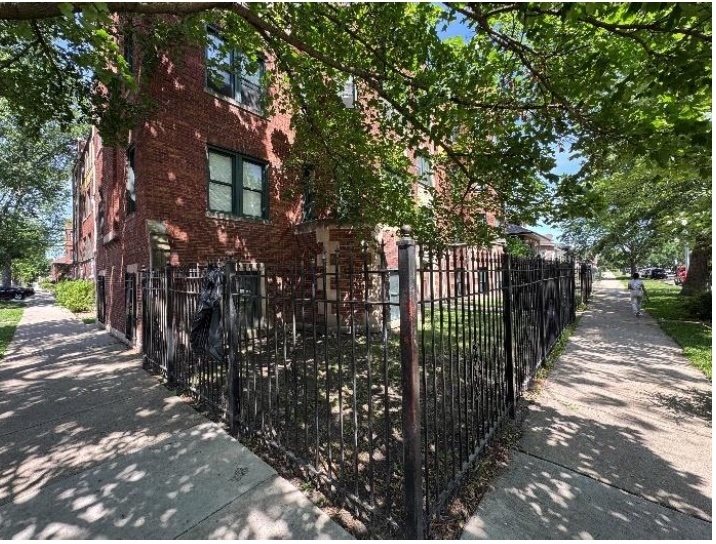 8156 S Laflin Street