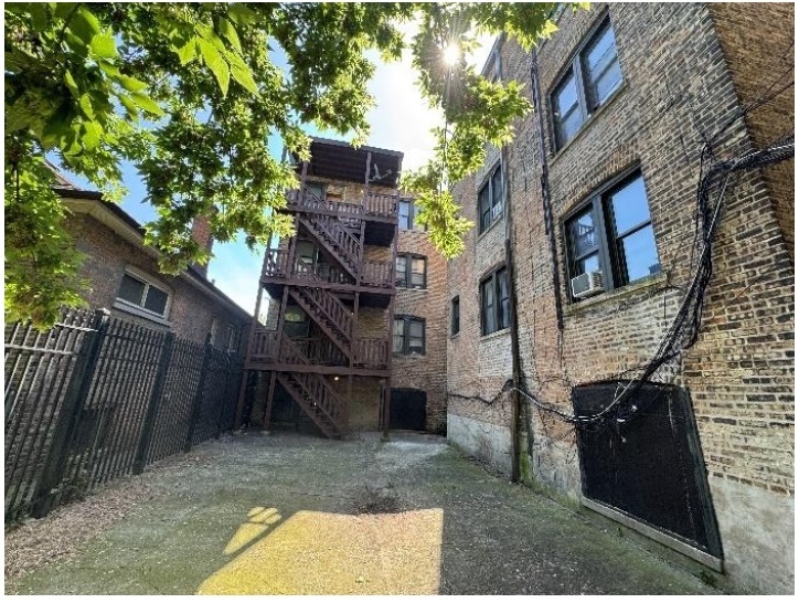 8156 S Laflin Street