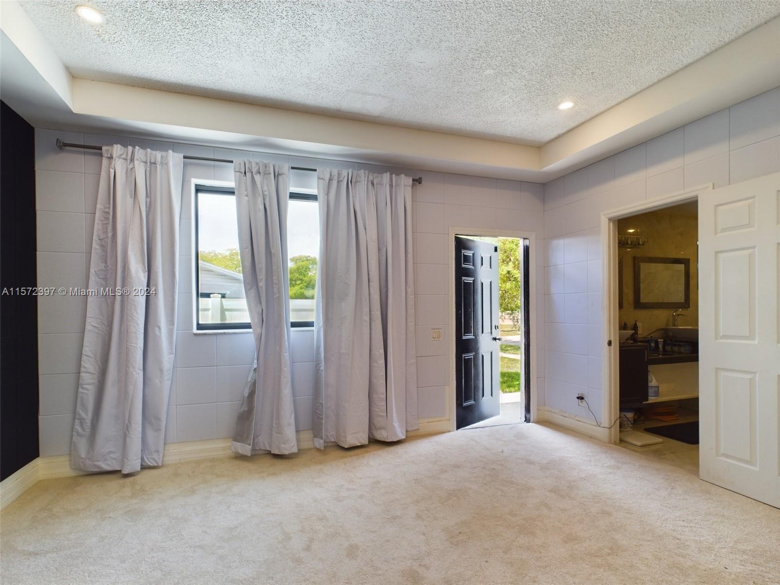 9020 SW 198th Ter