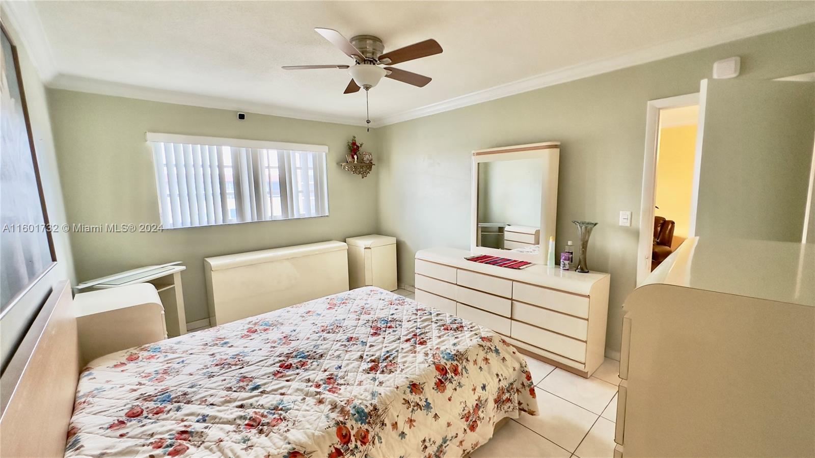 140 Royal Palm Rd # 312