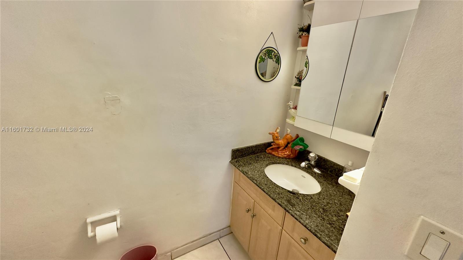 140 Royal Palm Rd # 312