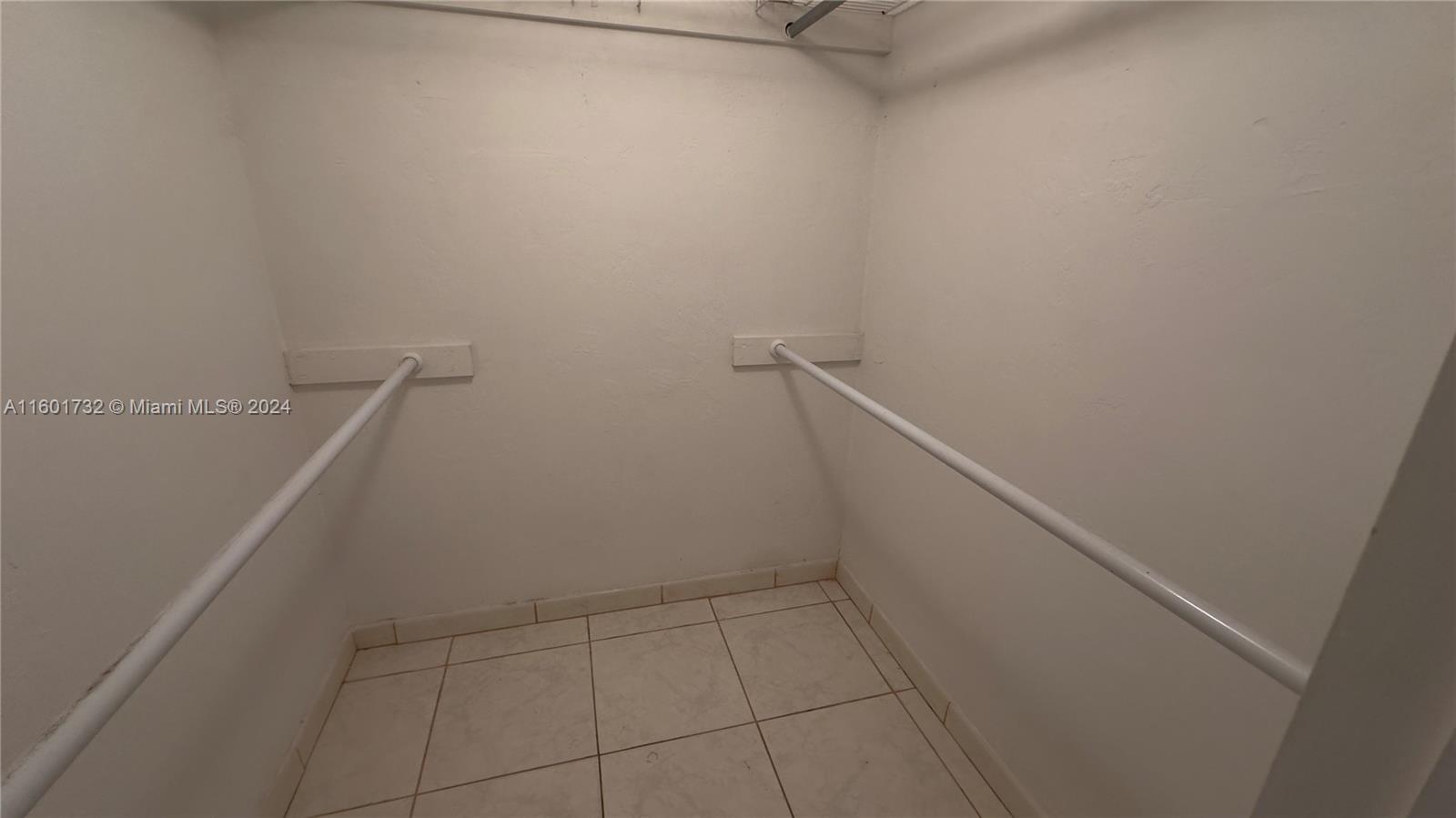 140 Royal Palm Rd # 312